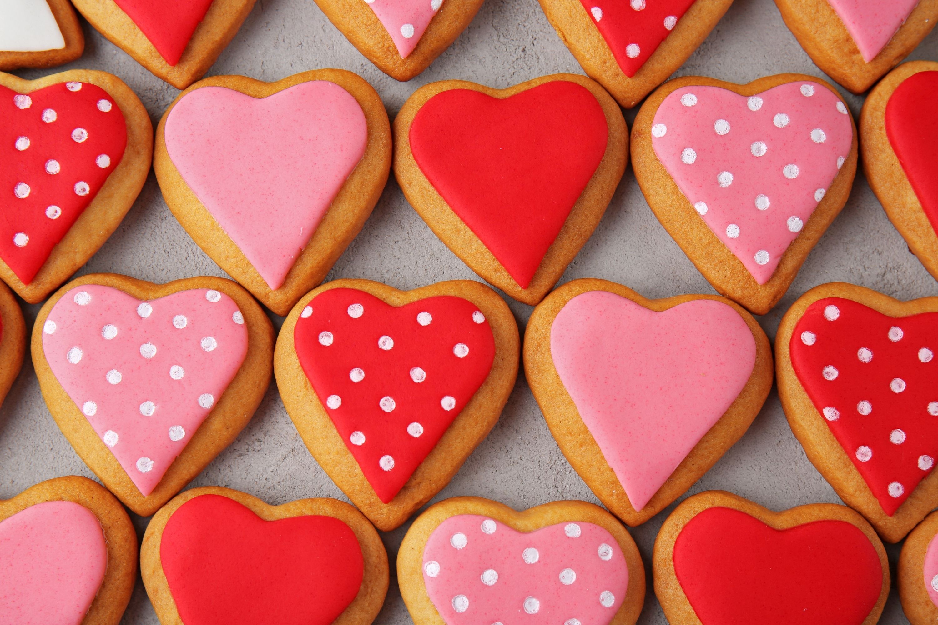 Valentines Day decoration for tables DIY