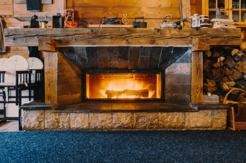 how big should pilot light be on gas fireplace
