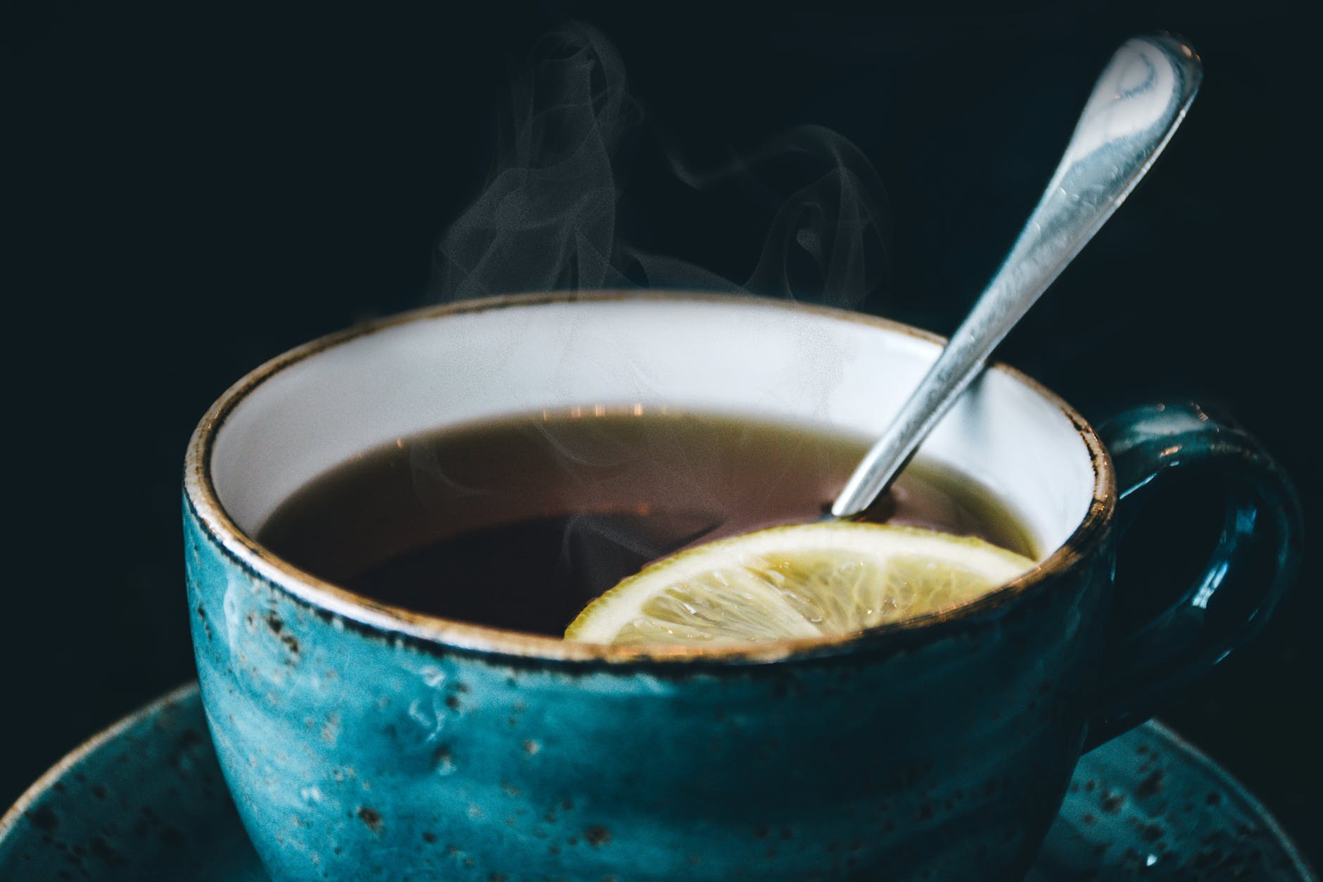 What is the benefit of chamomile tea for colds