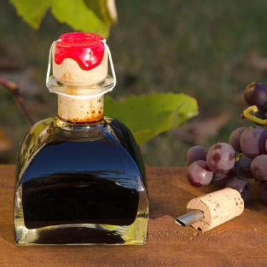Does balsamic vinegar expire
