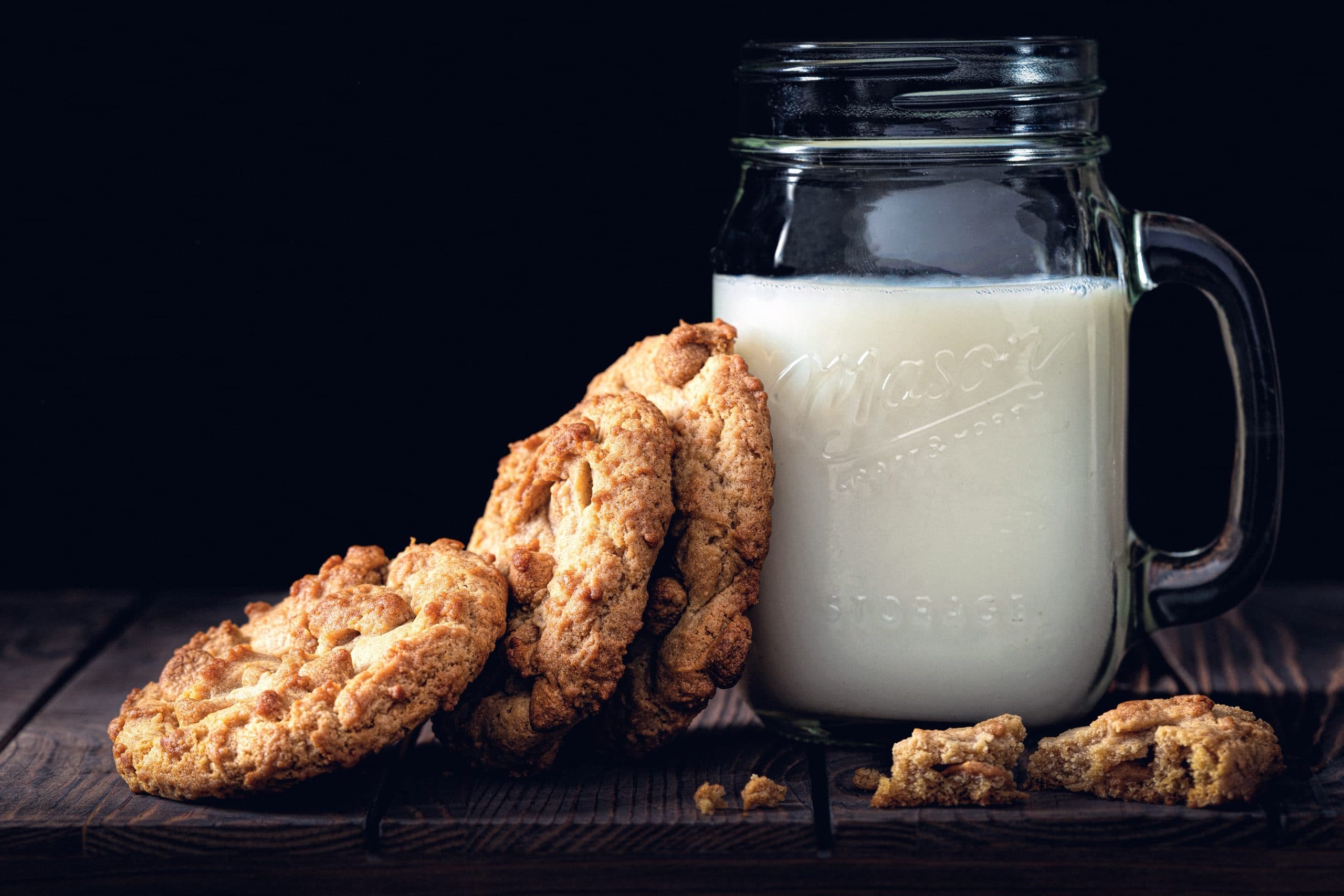 Benefits of Consuming Buttermilk Daily