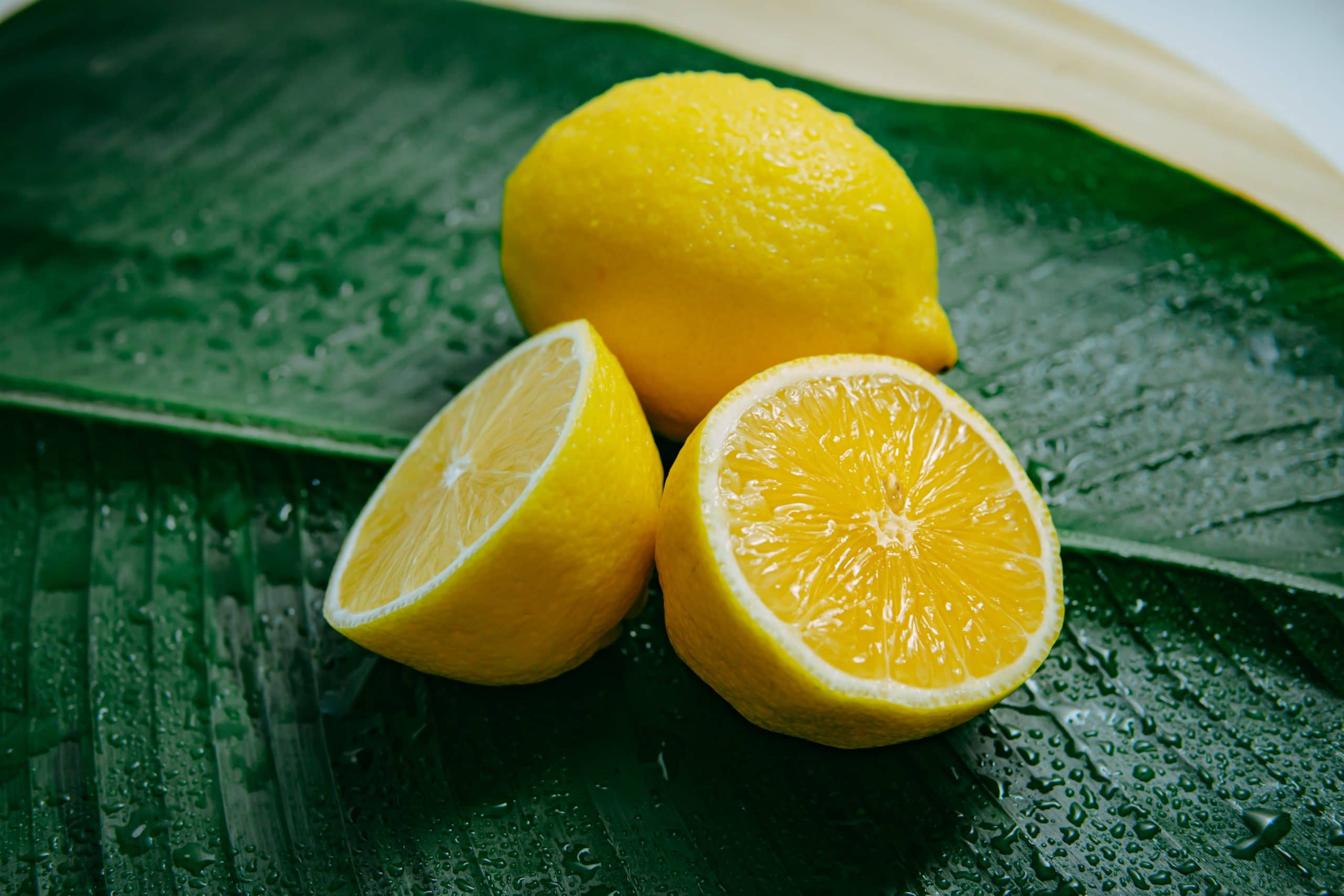 best way to store lemons