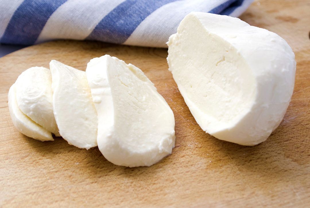 freeze mozzarella