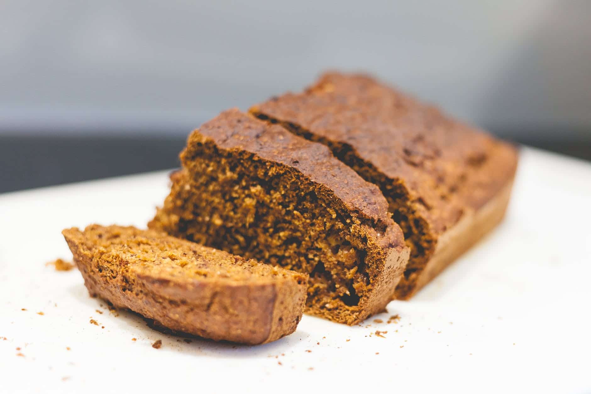 how long to let bread cool before wrapping