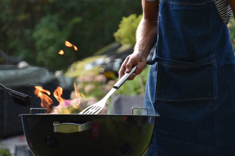 how to clean a flat top grill