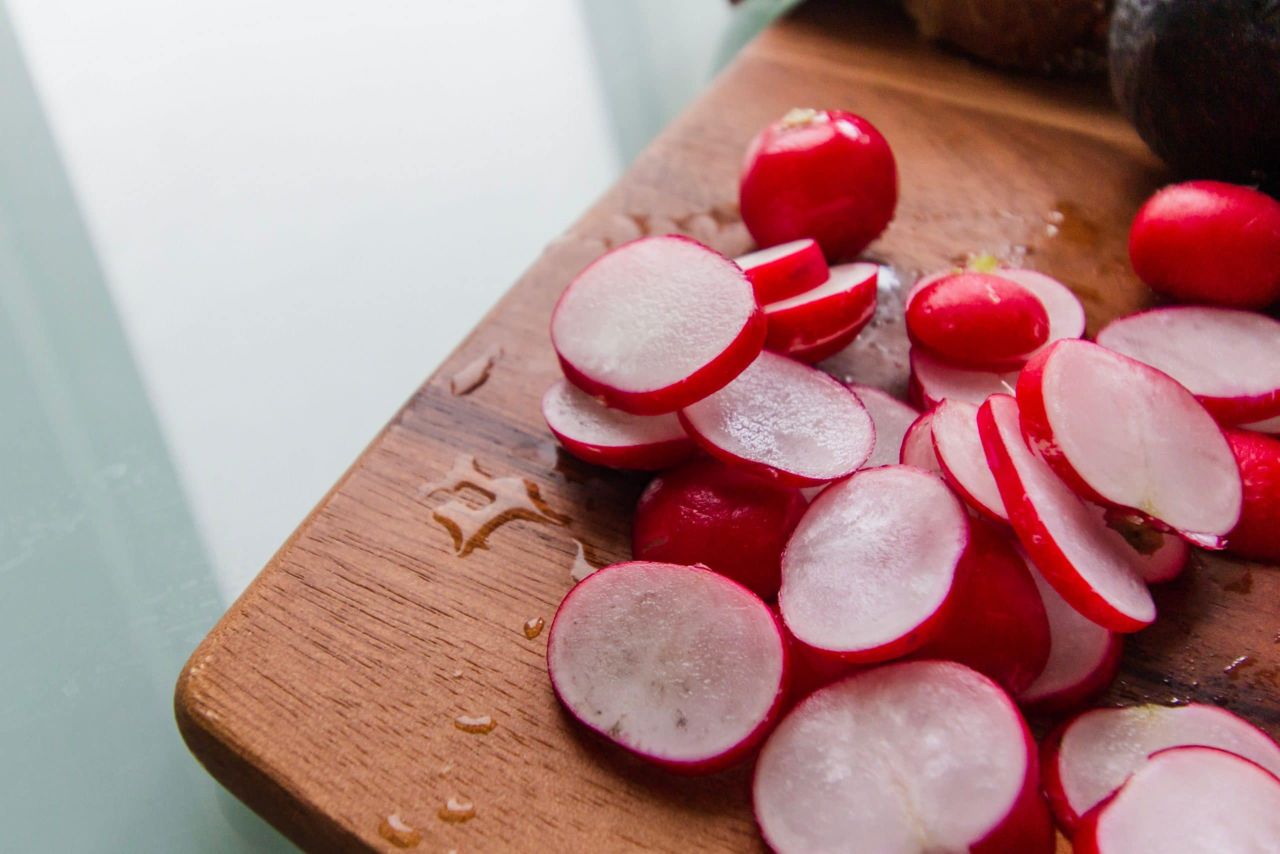 How to store sliced radishes