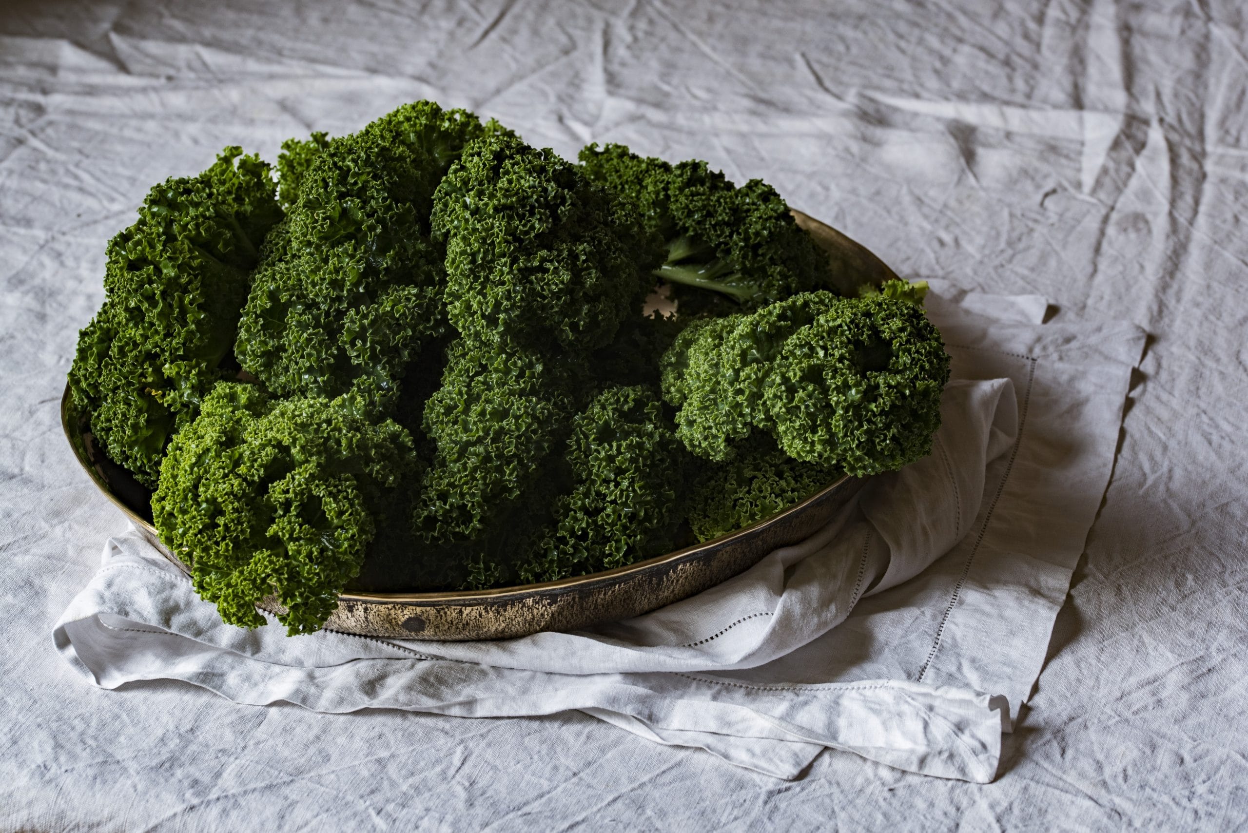 How long does broccoli stay fresh