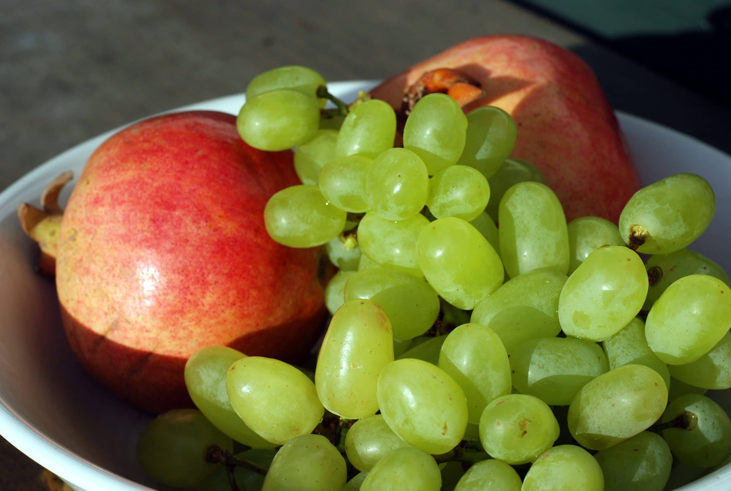 How Long Do Grapes Last In The Fridge? - Beezzly