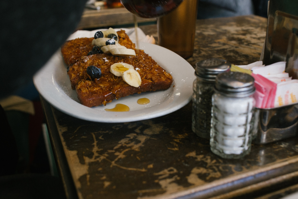 Does Maple Syrup Go Bad? Fresh Useful Tips Beezzly