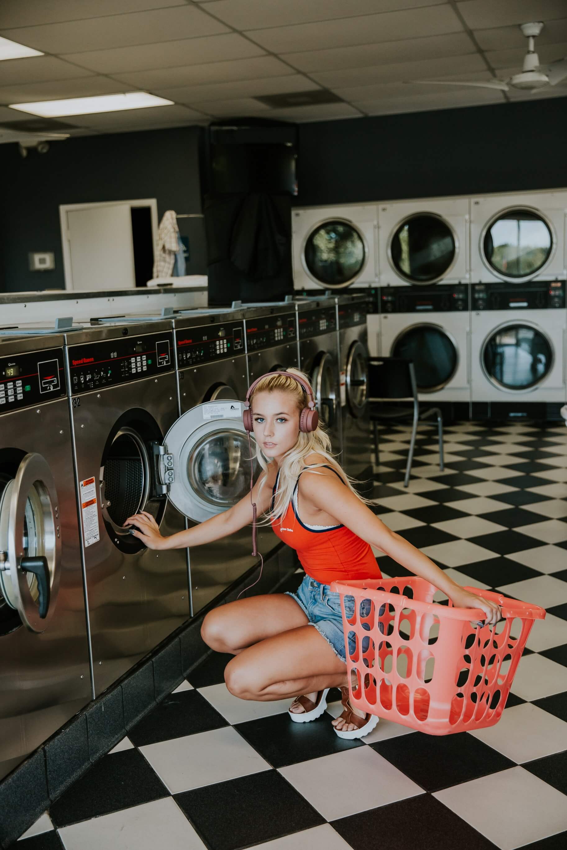 where to put liquid detergent in washing machine
