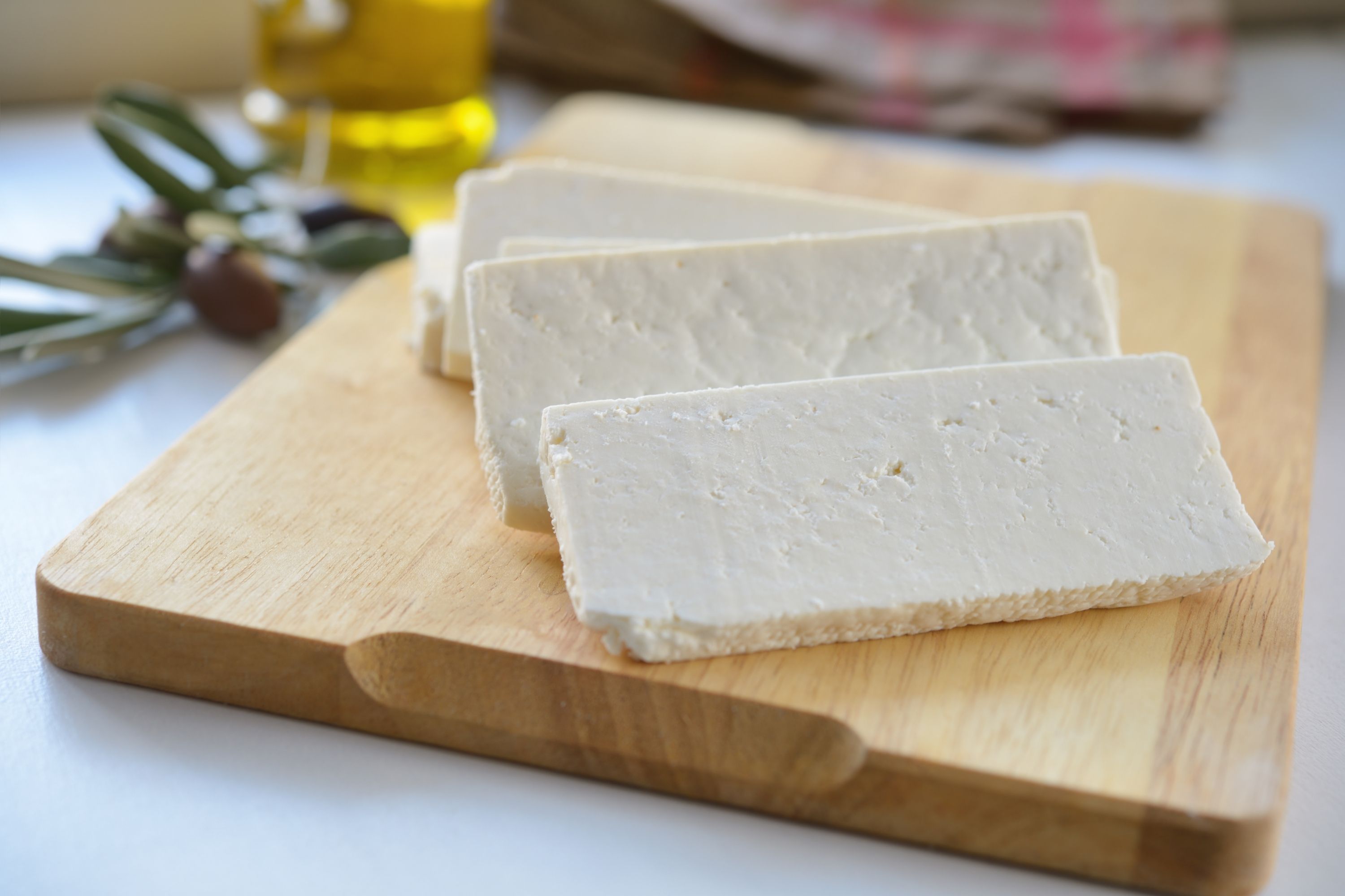 How to Defrost Feta Cheese