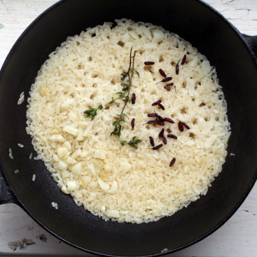All about keeping and preserving raw rice ar home