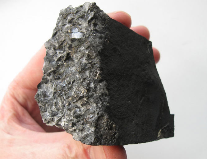 How to Cleanse Your Shungite