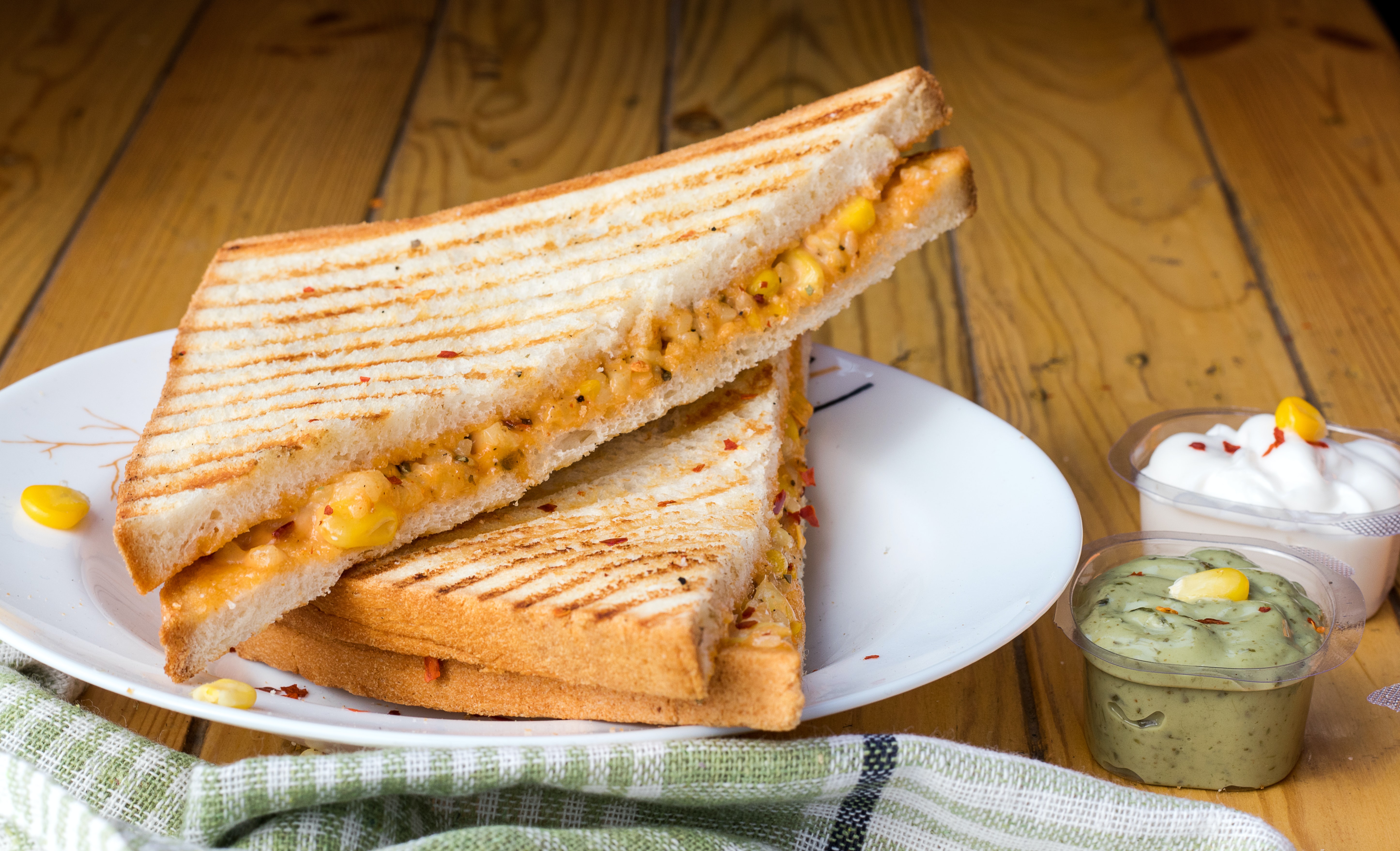 How to Keep Grilled Cheese Warm In Lunch Box