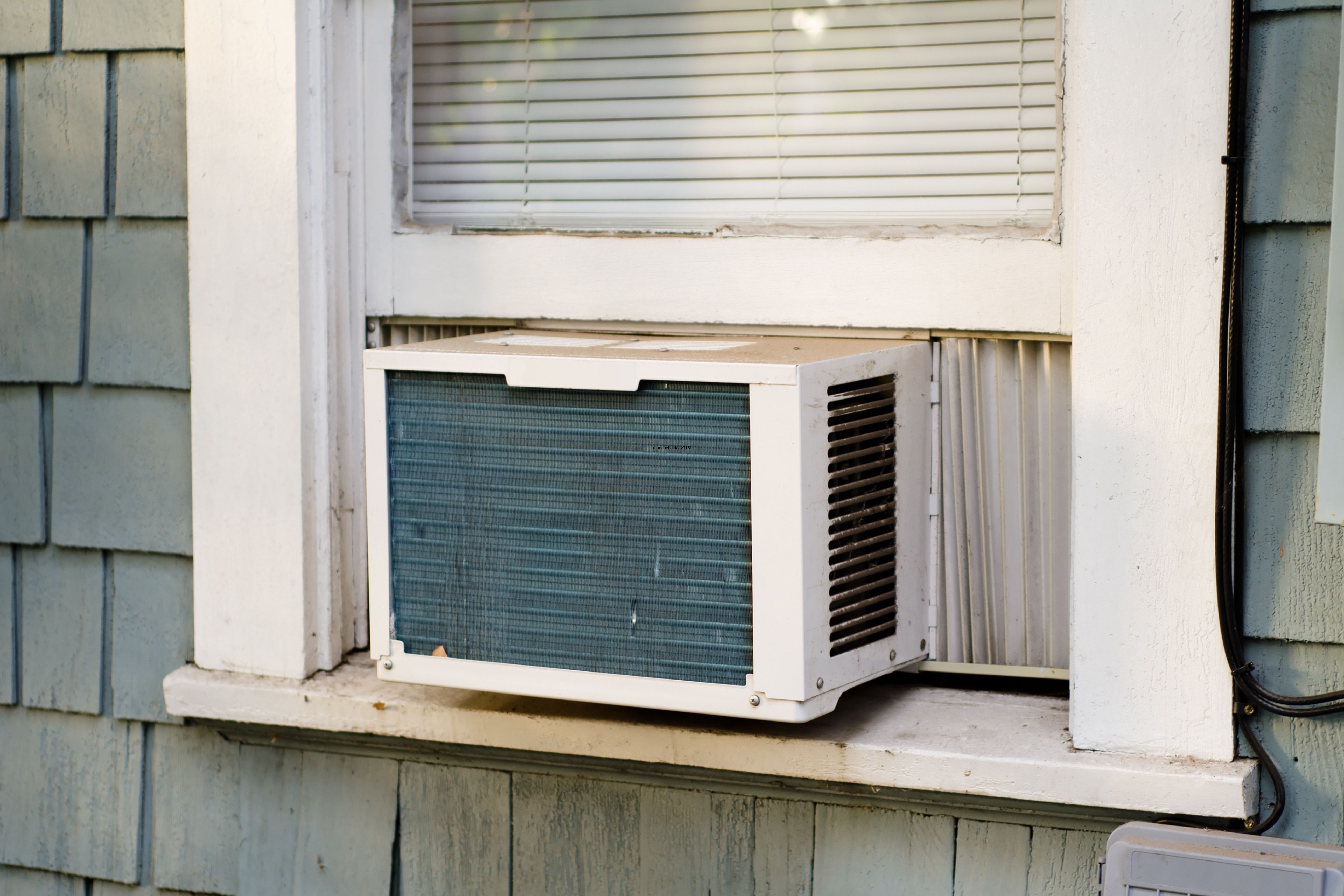 How to Clean Window AC Unit Brief Instruction