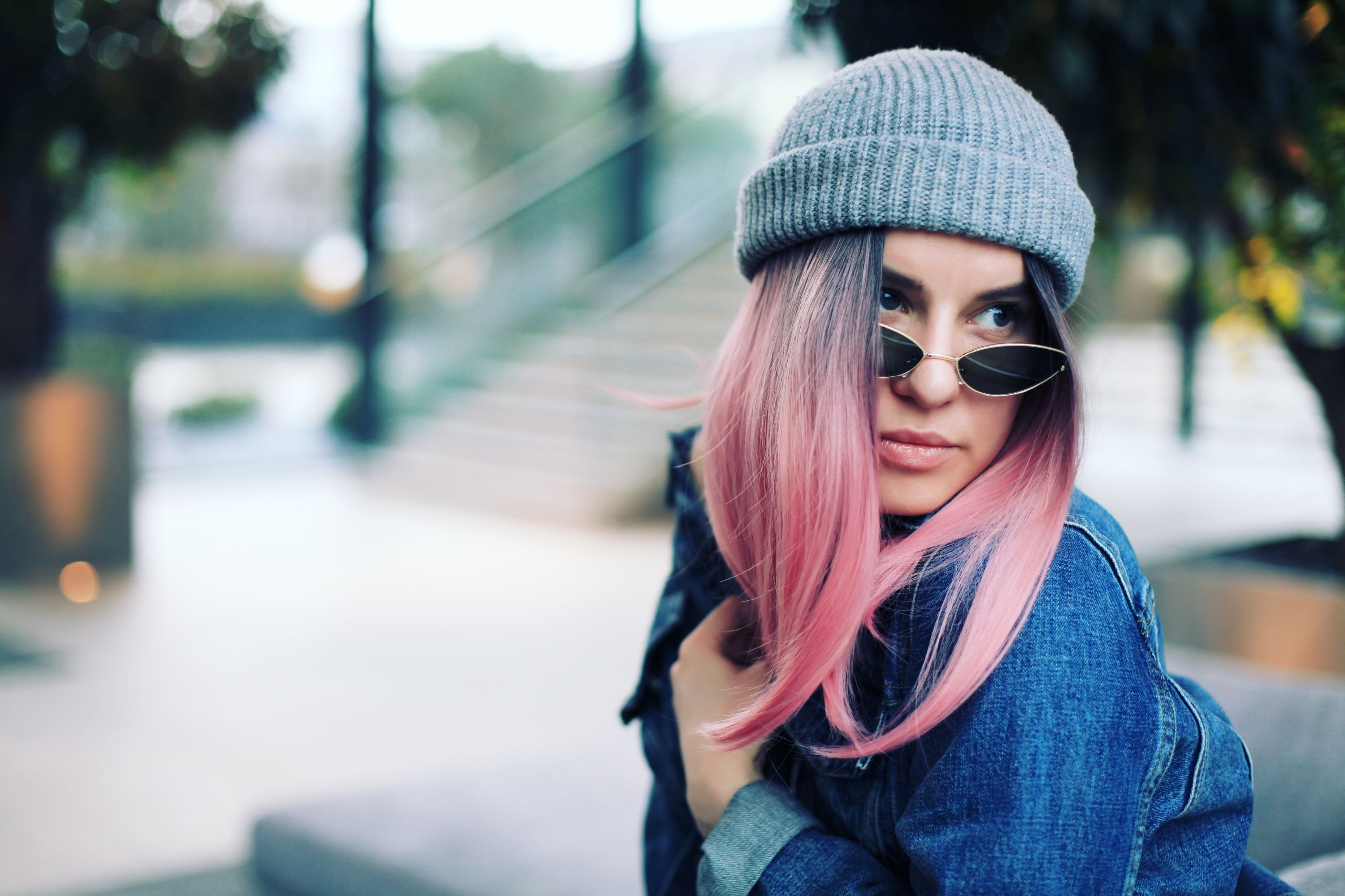 How You Can Get Pink Dye Out Of Your Strands