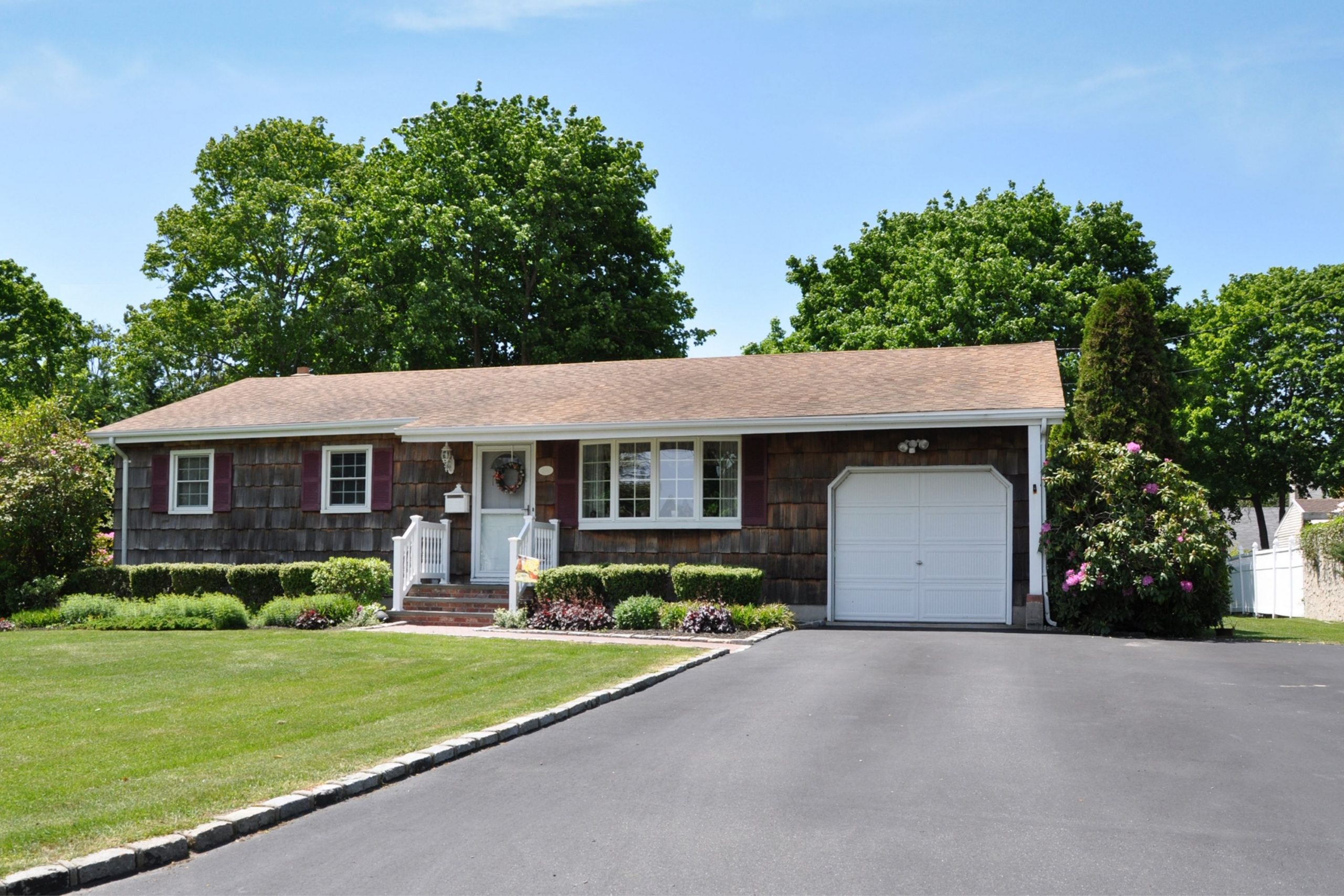 How to Paint Your Driveway On Your Own. A Complete Guide With a Step By Step Instruction