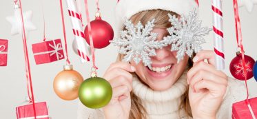 How to Respond to Merry Christmas. 8 Best Answers to Respond to Anyone