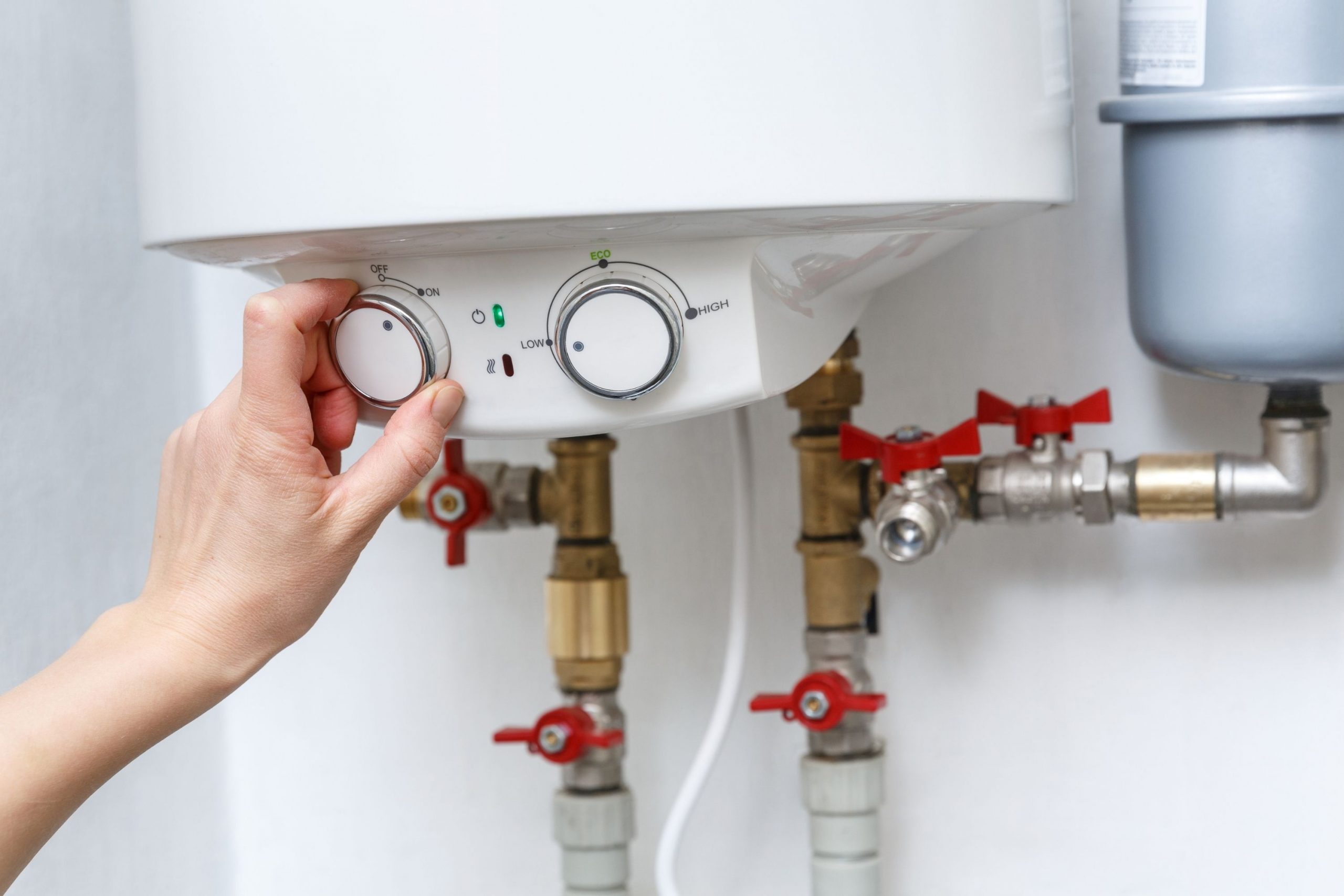 How to Turn Off a Pilot Light On Water Heater
