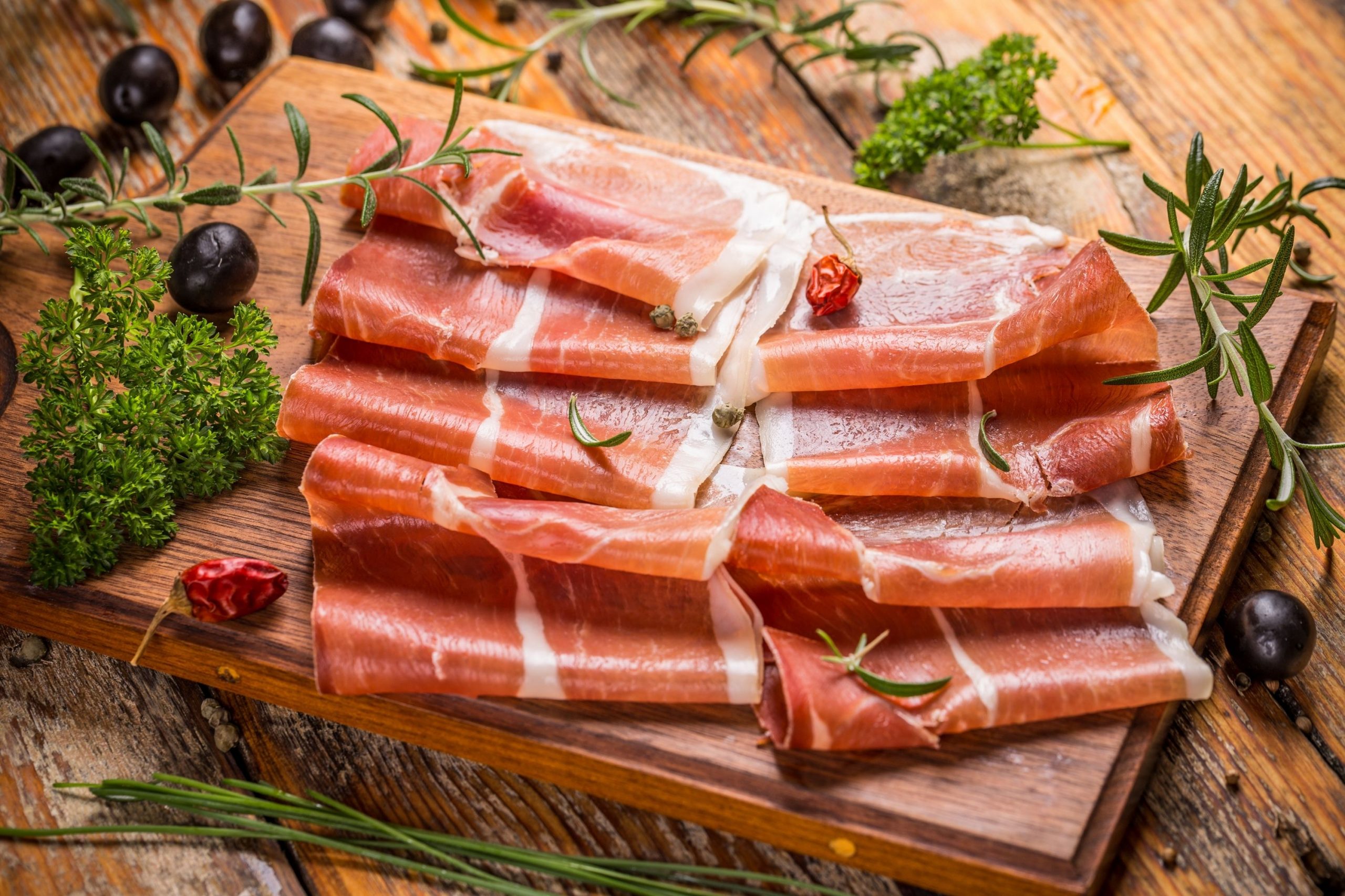 Tips For Keeping Your Turkey Bacon Longer