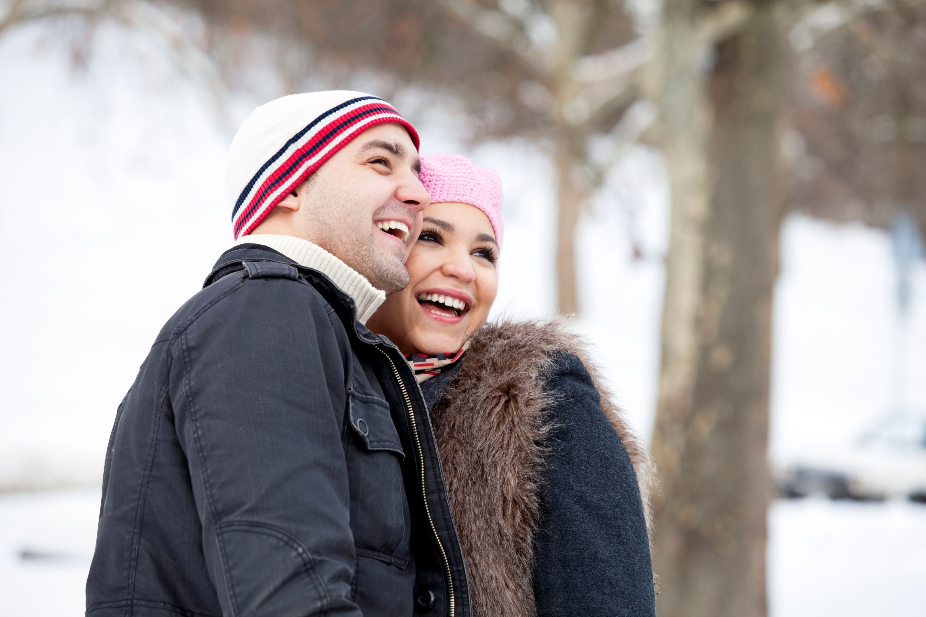 A Winter Couple Photoshoot Outfit Ideas