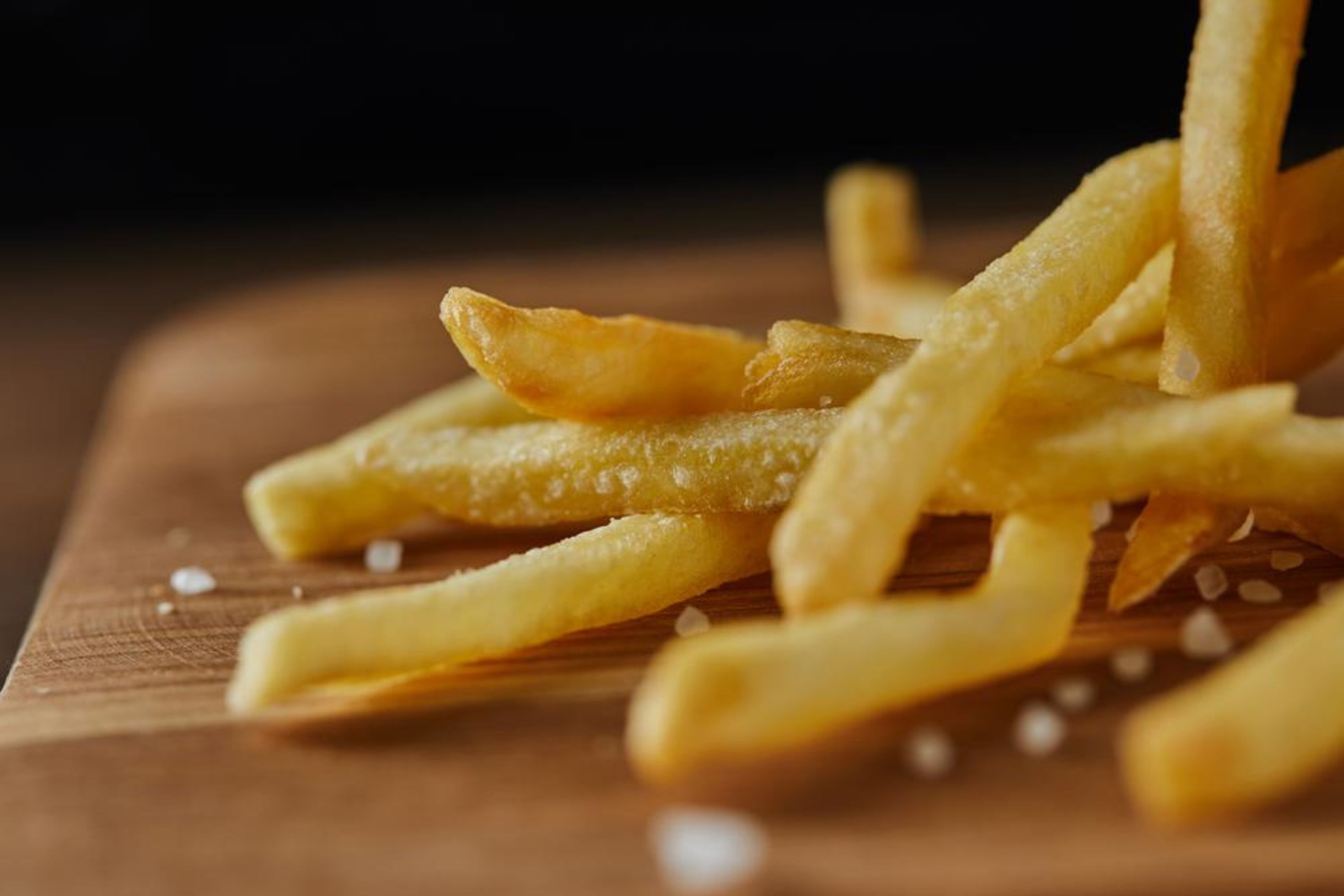 How to Fry Frozen French Fries In a Pan?