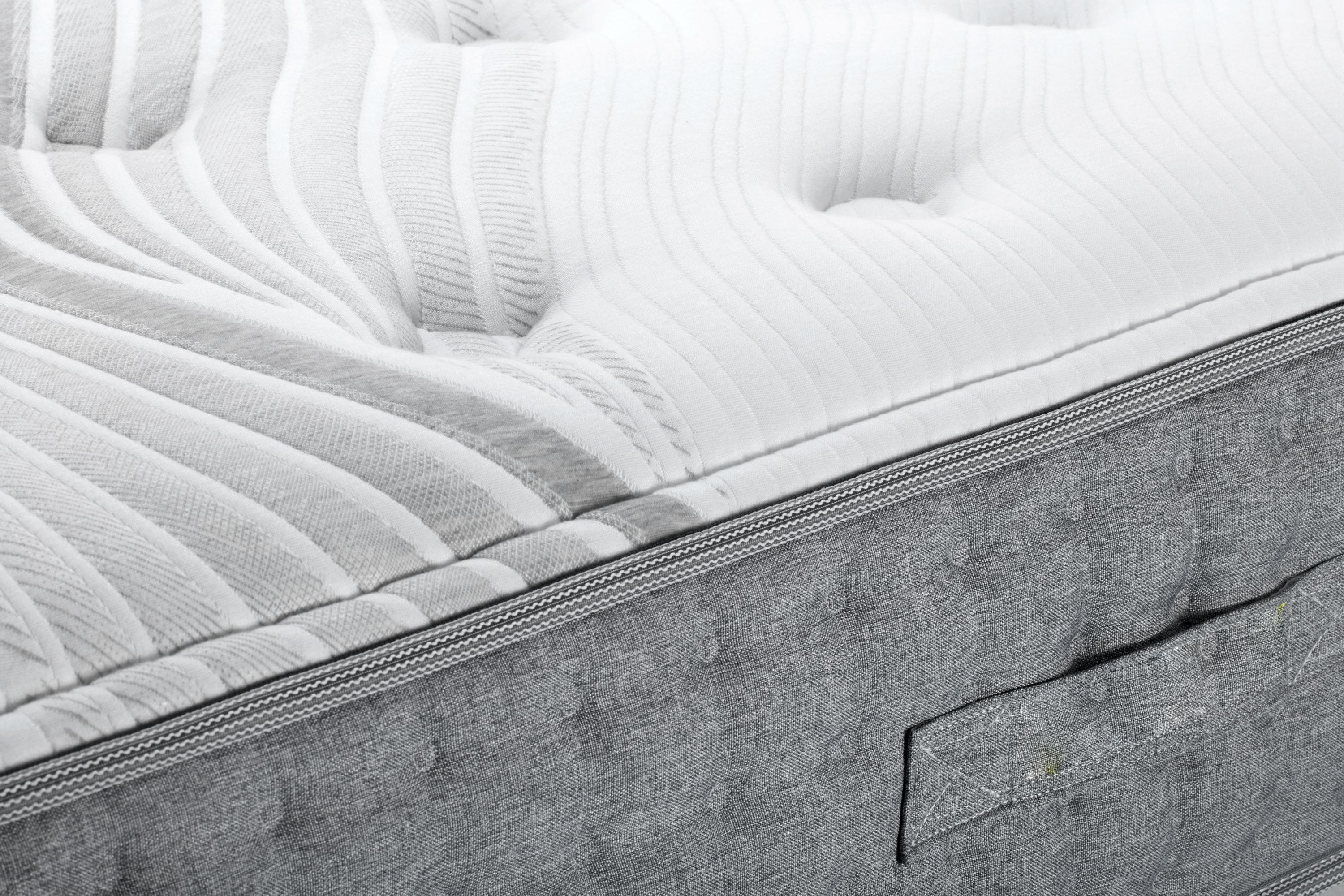 4 Tips To Consider When Shopping For A New Mattress - Beezzly