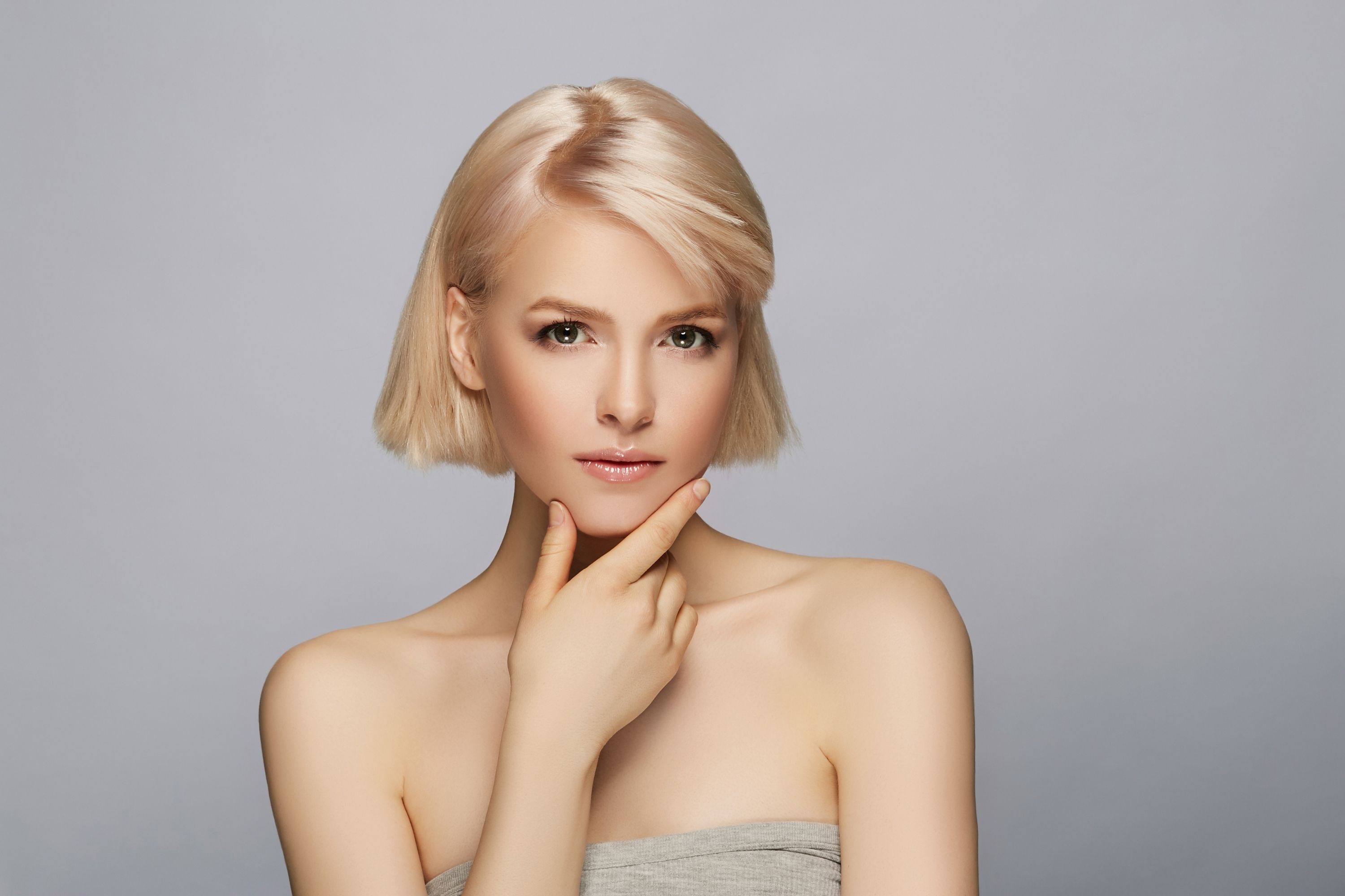 Pros And Cons Of Bleaching Hair At Home (2)