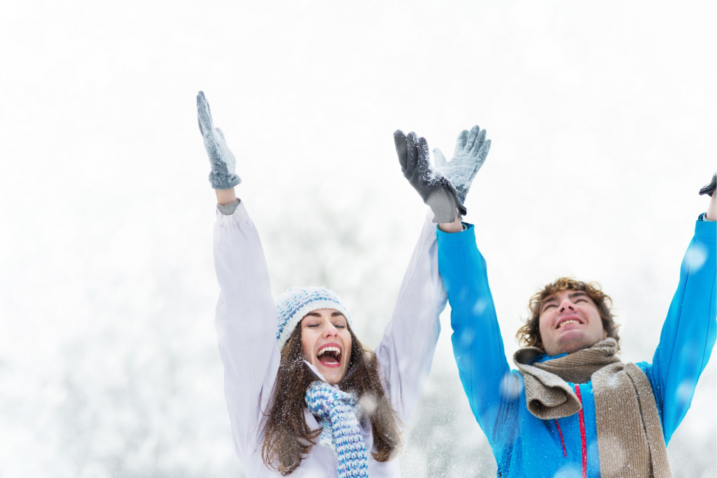 7 Secrets of Winter Photoshoot | Ideas, Family, Couple, Pregnant Outfit