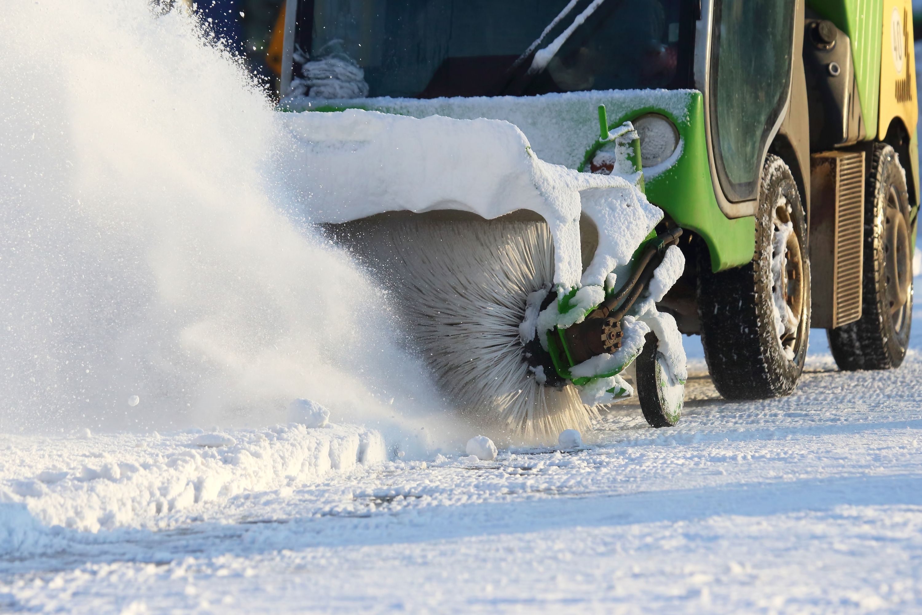 How to Shovel a Gravel Driveway