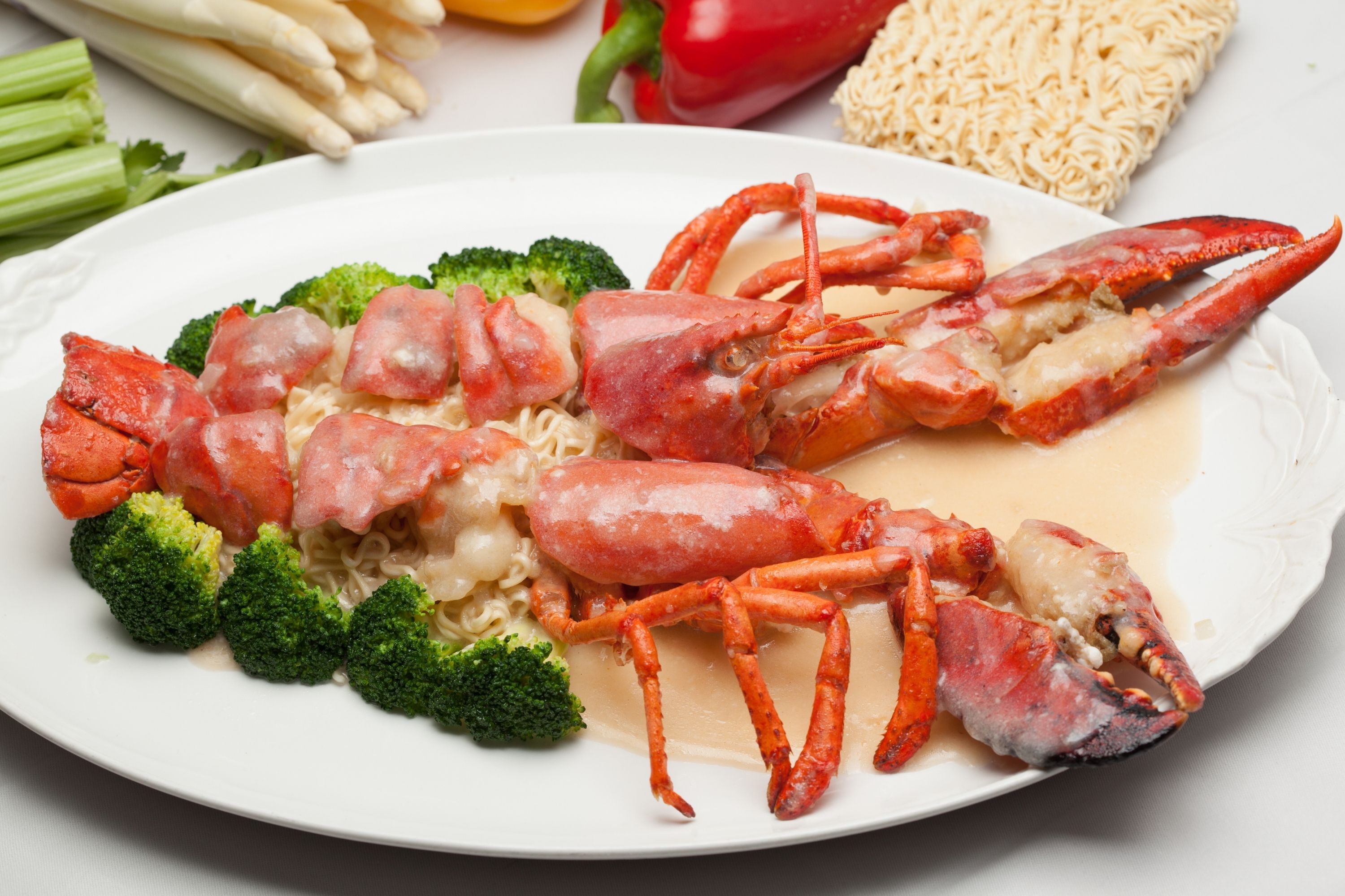 How to Tell If Lobster Meat Is Bad
