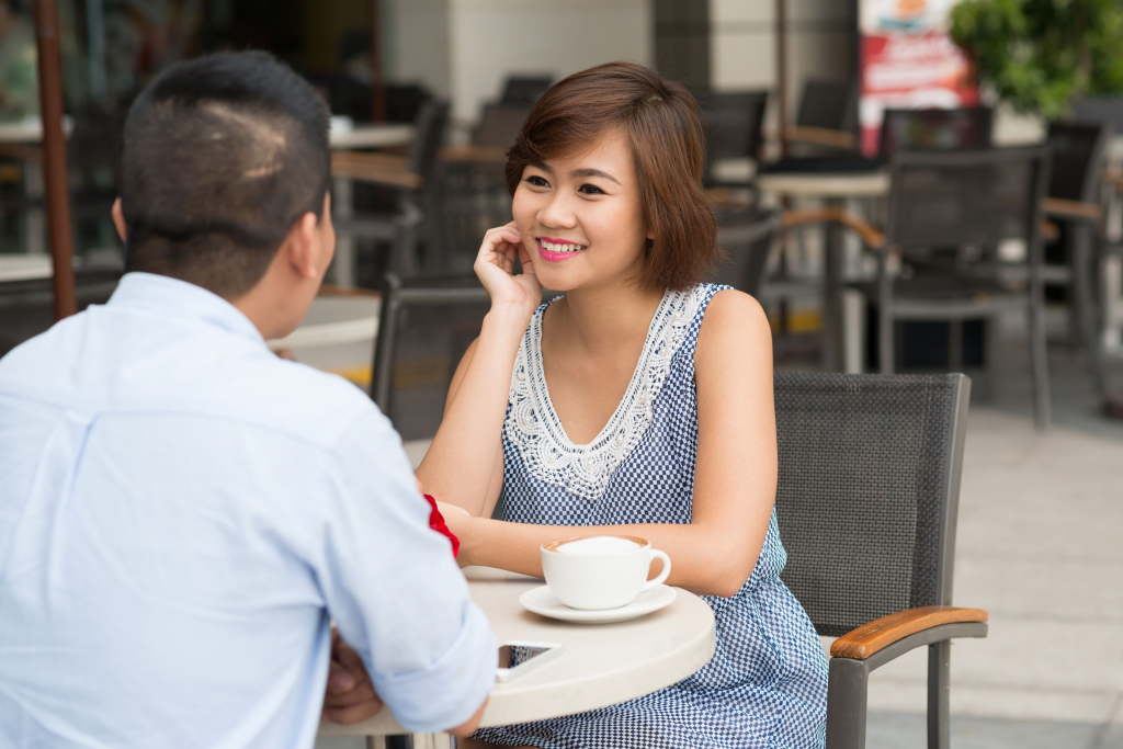 how-to-respond-when-a-girl-says-she-is-busy-beezzly