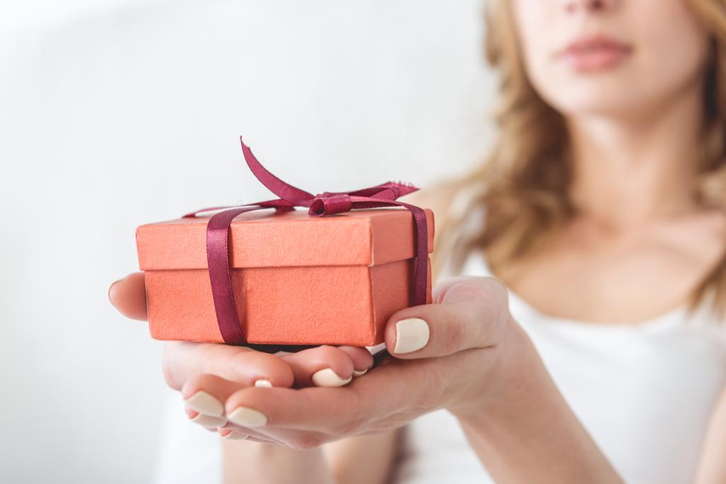 What Shall You Do If a Person Asks For His Or Her Gift Back (3)
