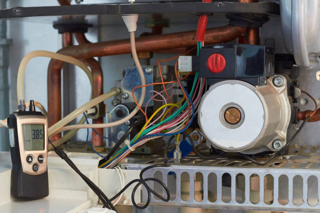 How To Turn On Electric Water Heater In Your RV? - Beezzly