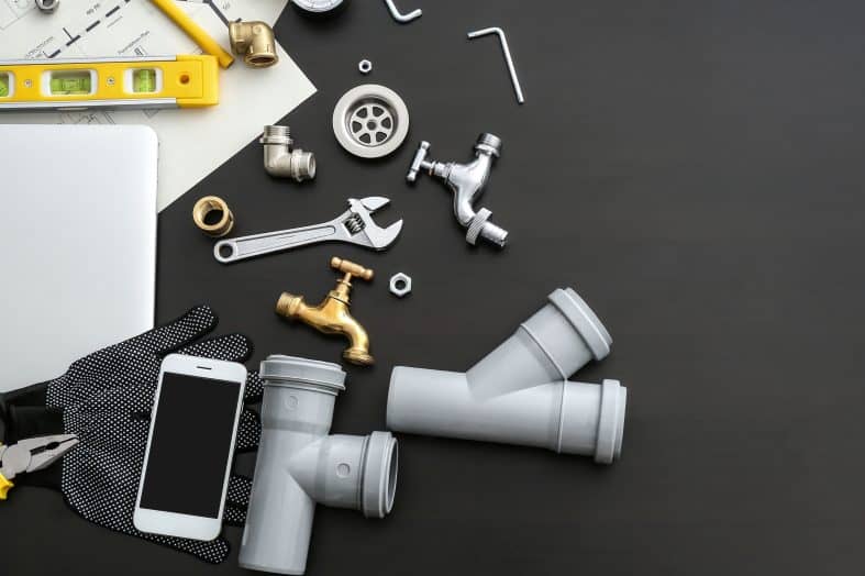 How to Unclog Pipes In a Mobile Home