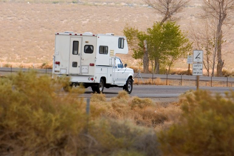 how-to-waterproof-rv-shower-walls-12-tips-beezzly