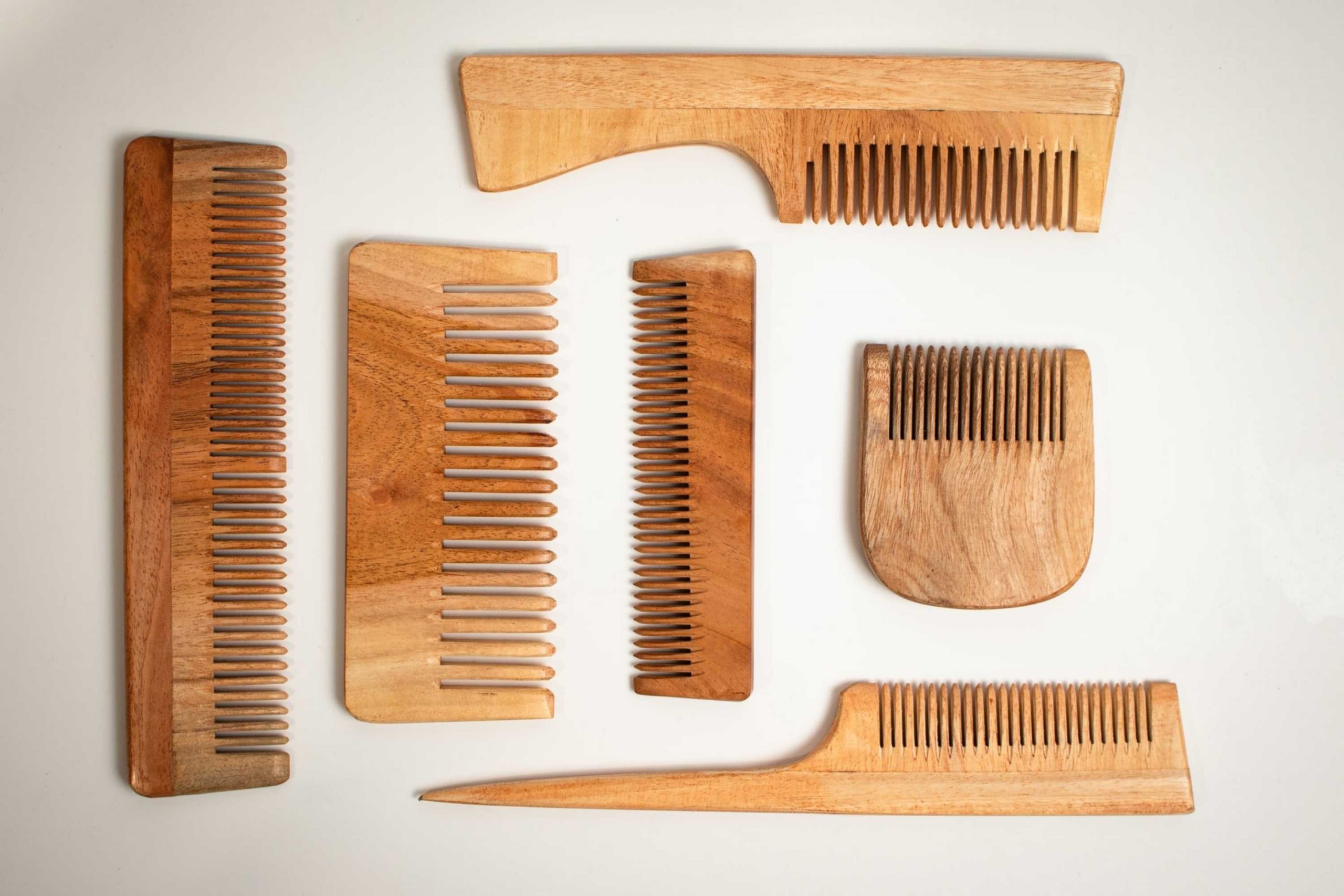 Wide-Tooth Comb