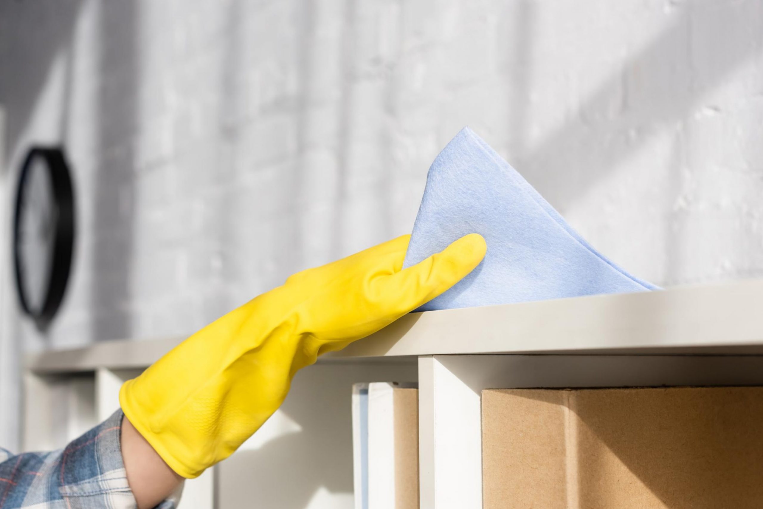 How to Keep Mold Out Of Closet