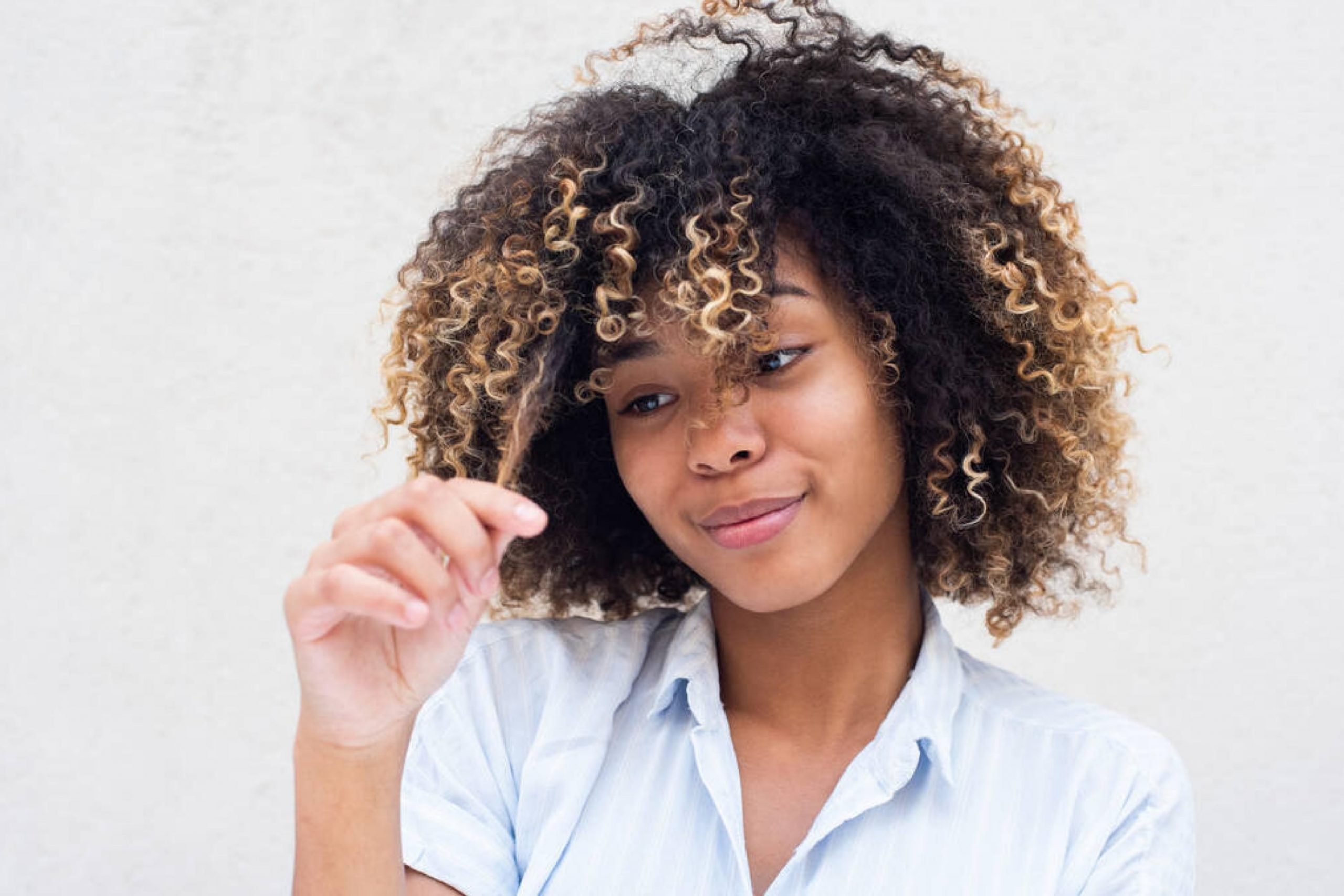 How to Prevent Lint In Your Hair