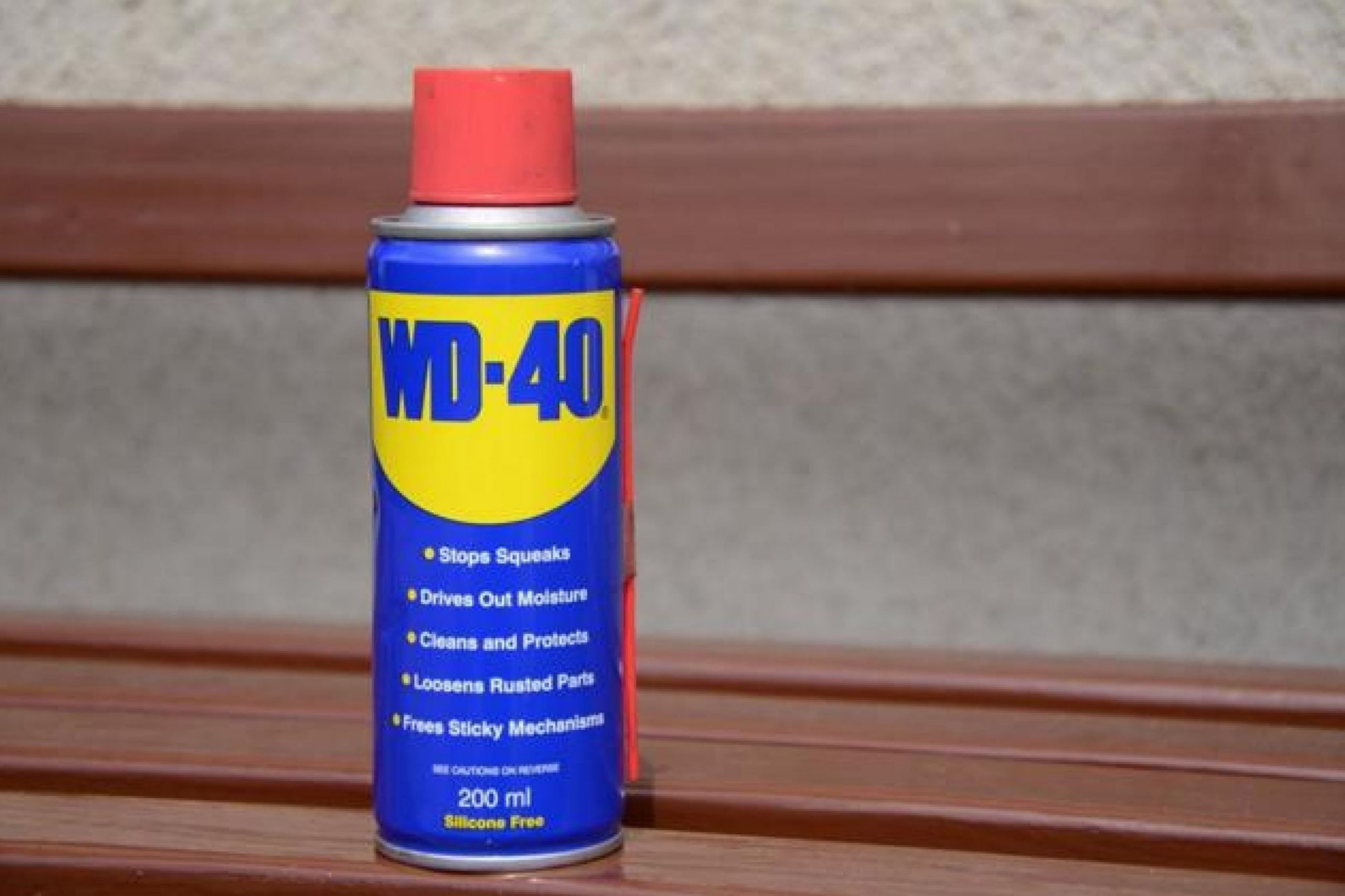 As a Lubricant For Removing Water Deposits
