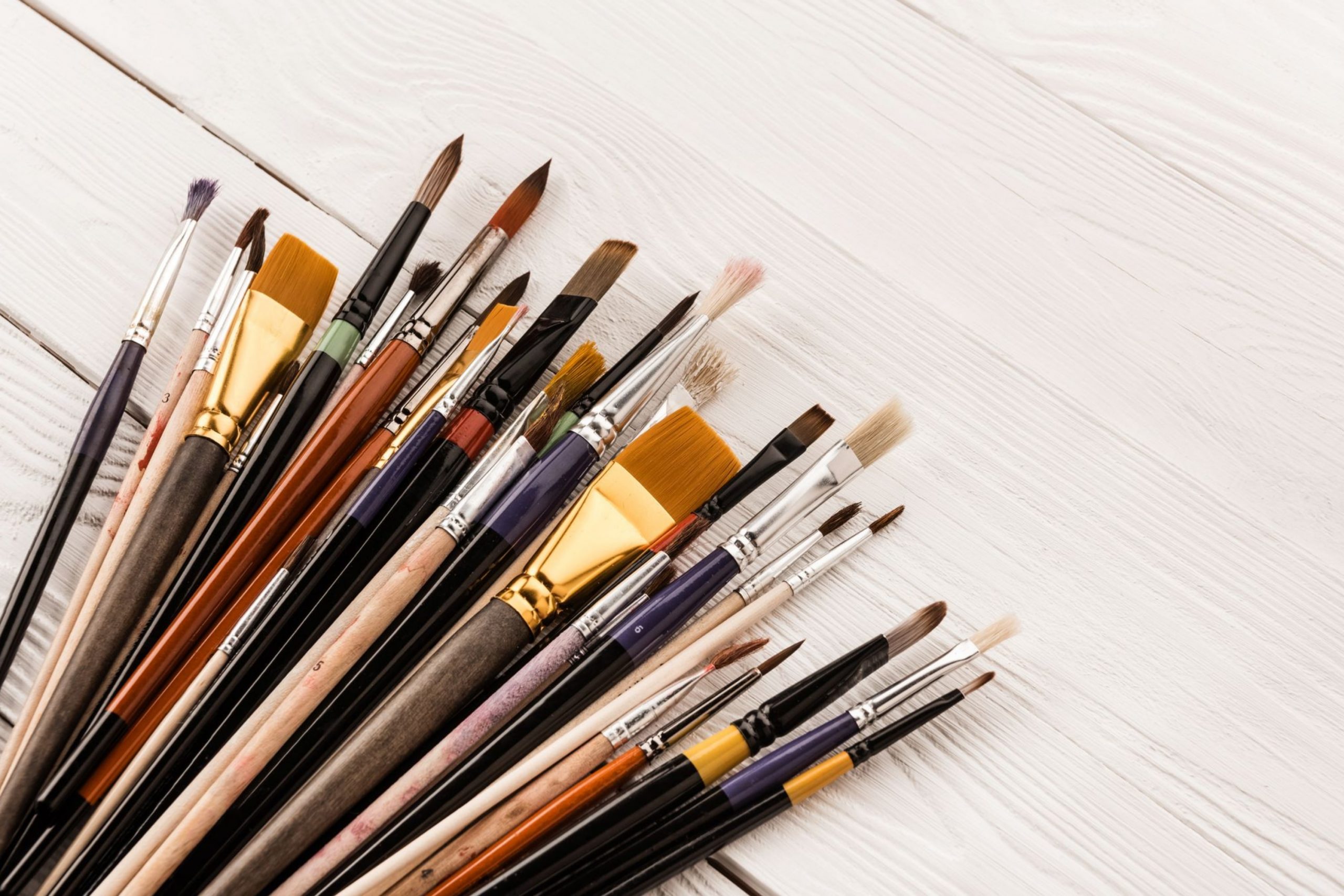 How to Clean Oil Brushes Between Different Colors