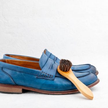 How to Clean Velvet Shoes At Home