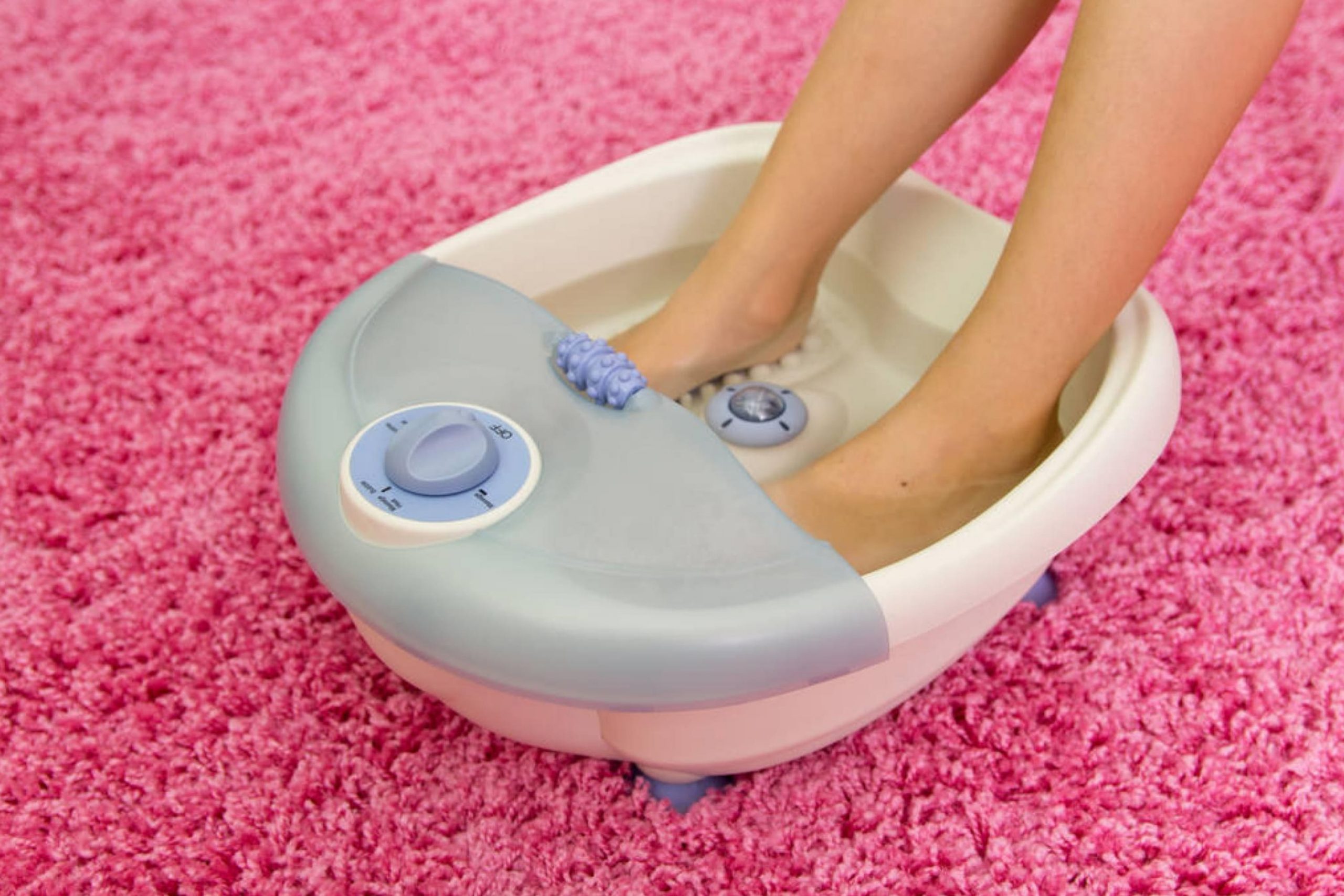 How to Clean Your Feet at Home With a Home Foot Spa. Tips And Life Hacks