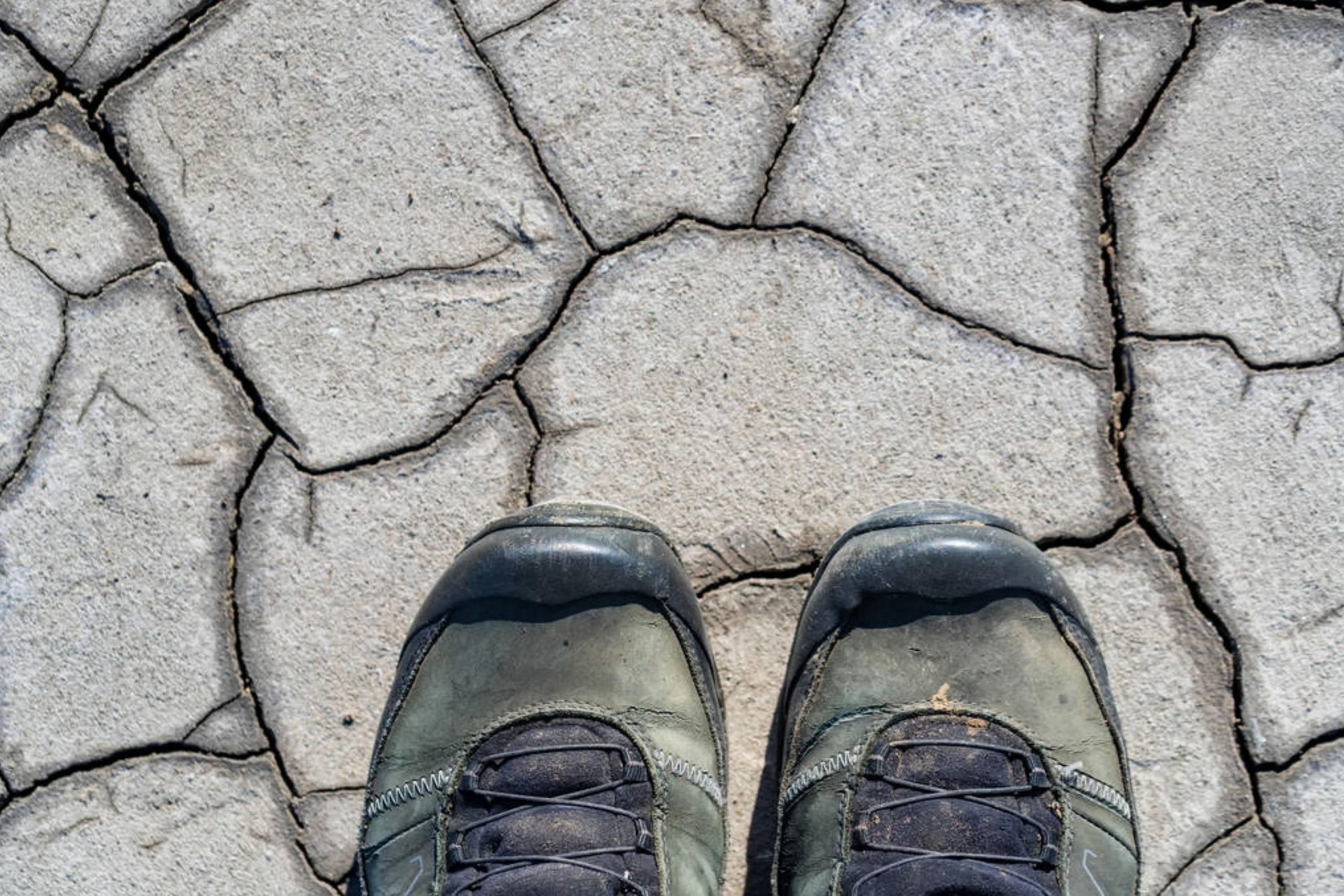 How to Keep Acrylic Paint From Cracking On Your Shoes