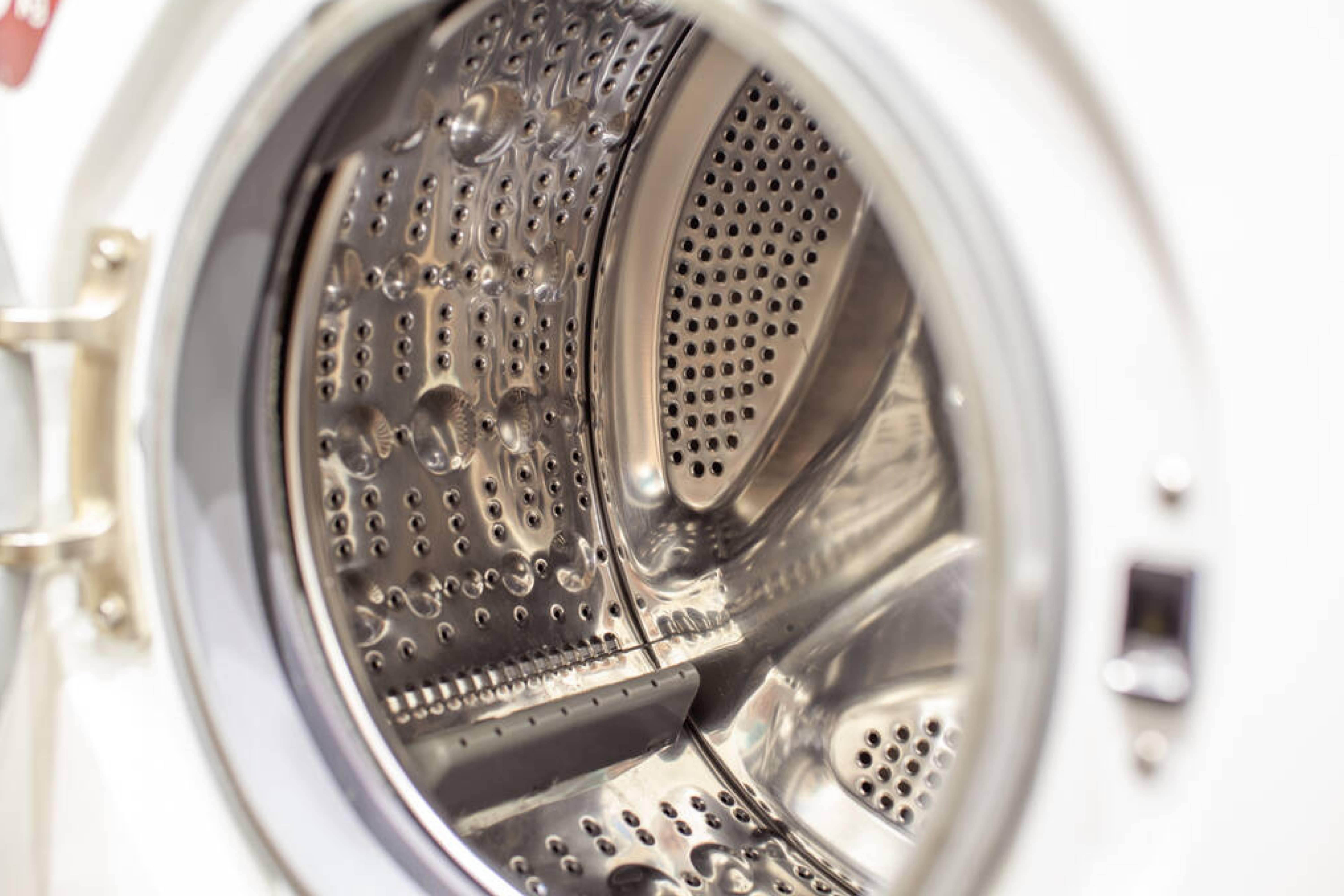 How to Prevent the Lint Trap In Your Dryer From Clogging