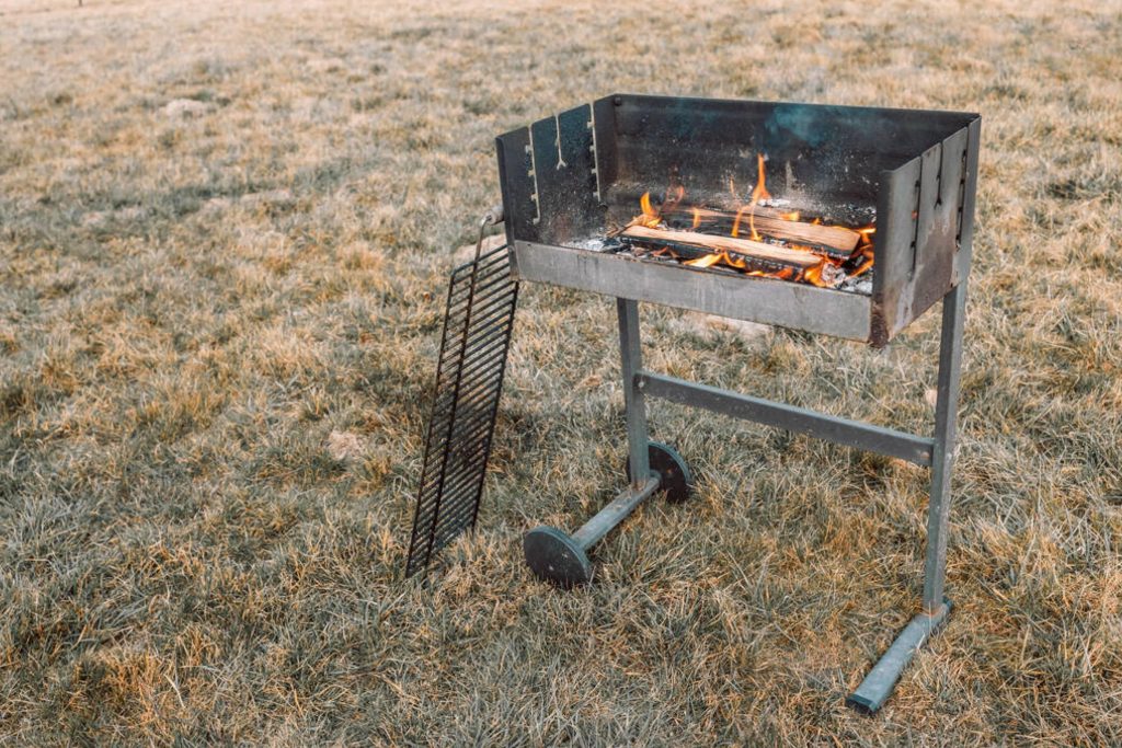 How to Fix a Hole In the Bottom Of a Charcoal Grill? Beezzly