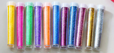 How Long Does It Take For Glitter Glue to Dry 1