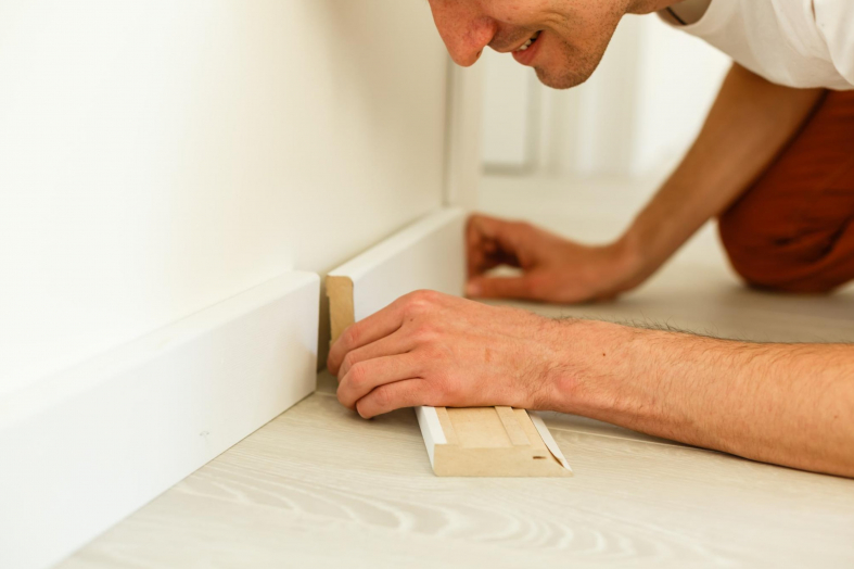 How to Choose the Best Skirting Board? - Beezzly