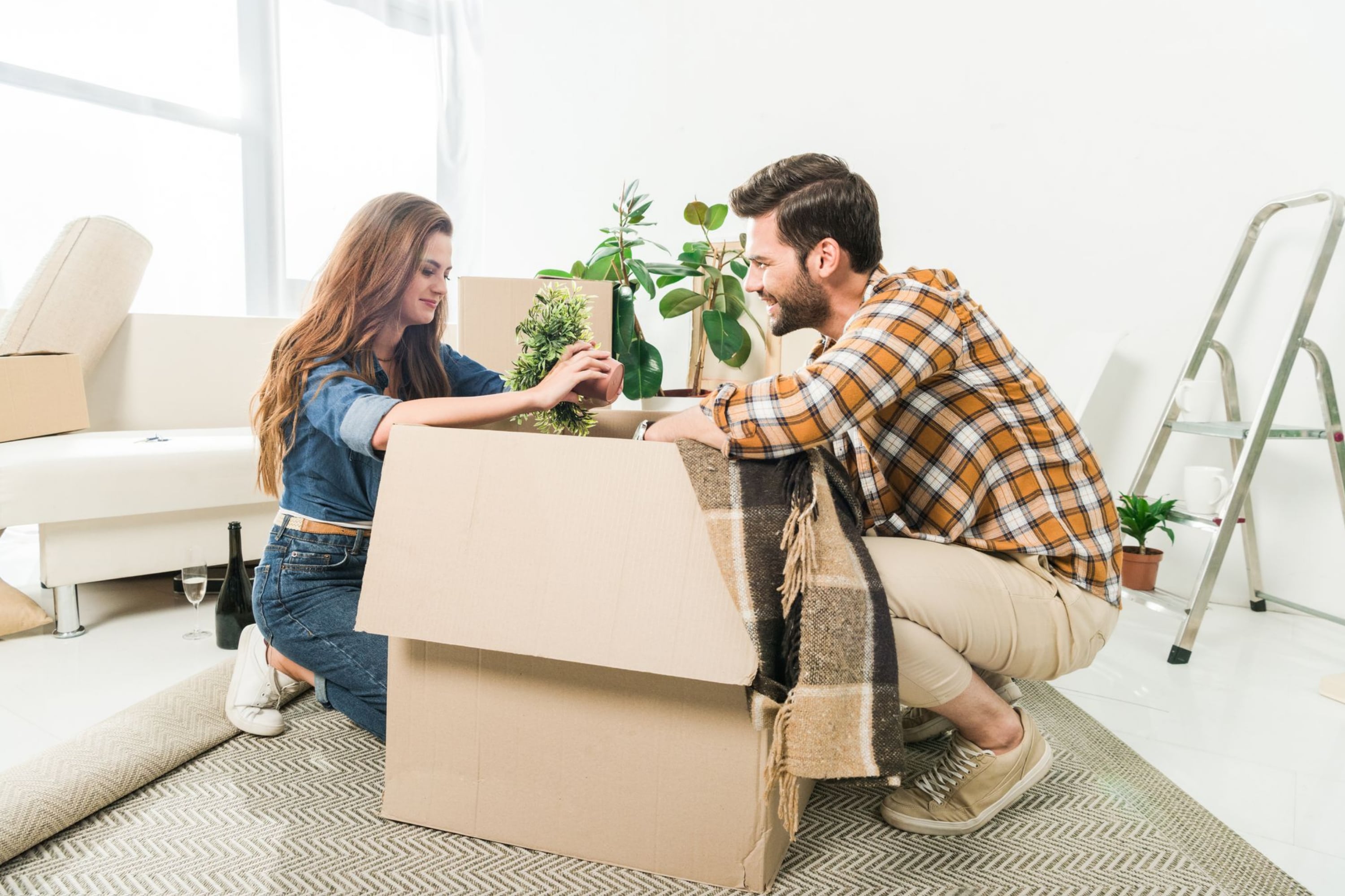 Why Moving In Is Important For Long Distance Relationships