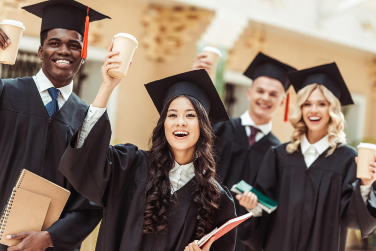 How Many Stoles Can You Wear at Graduation? Quick Advice